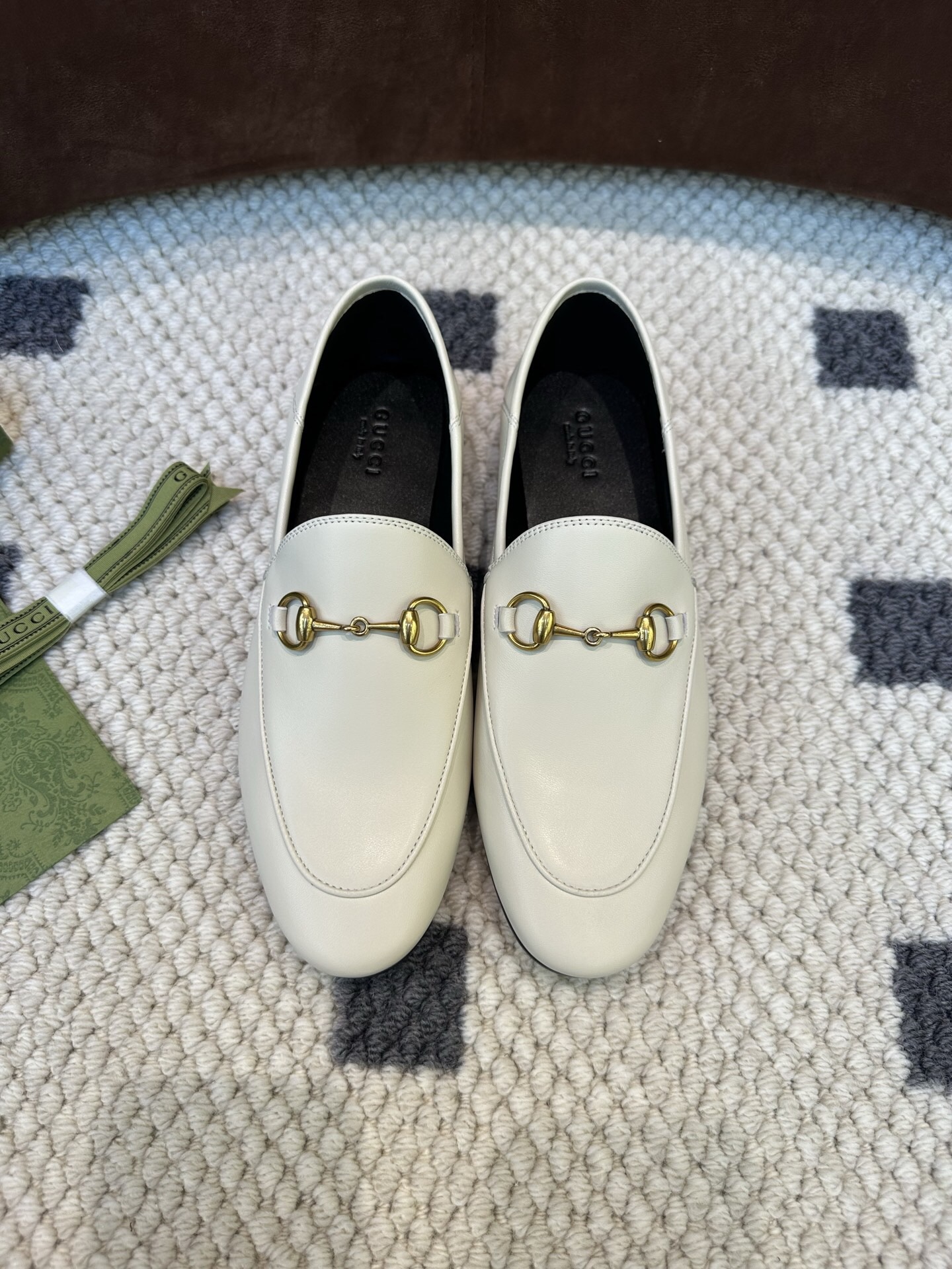 P549 loafers (Women)white