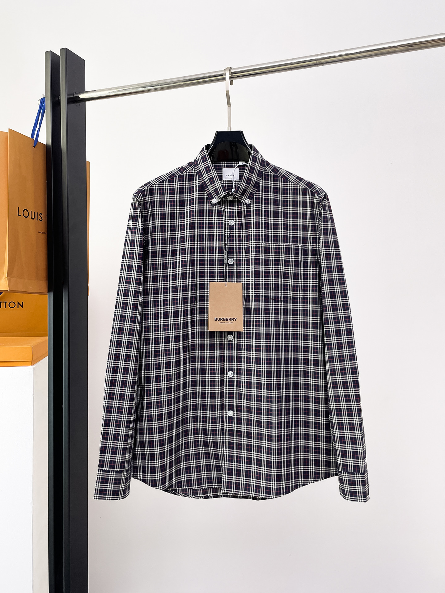MDD1037 BU Shirt