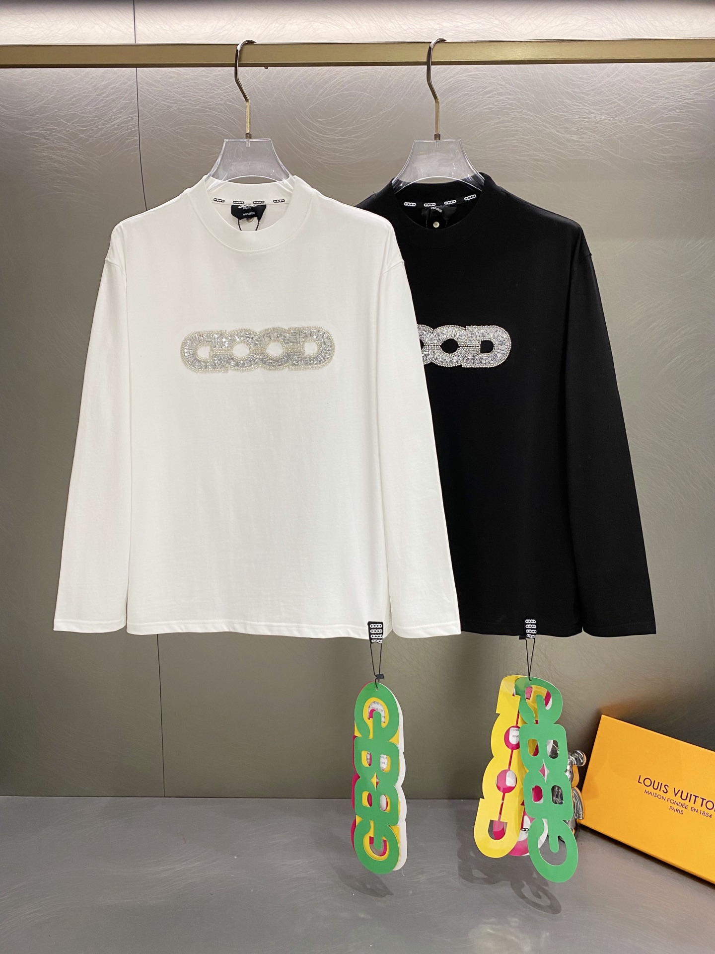 BKM94 GOOD Long-Sleeve Top