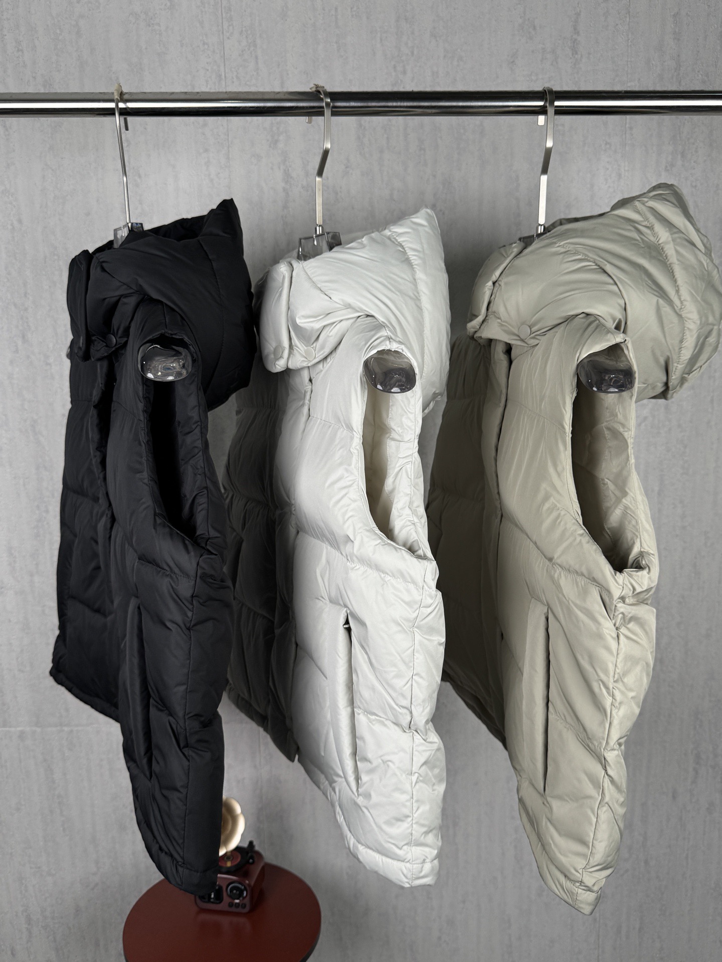 LZY167 Lululemon Four-Panel Hooded Puffer Vest