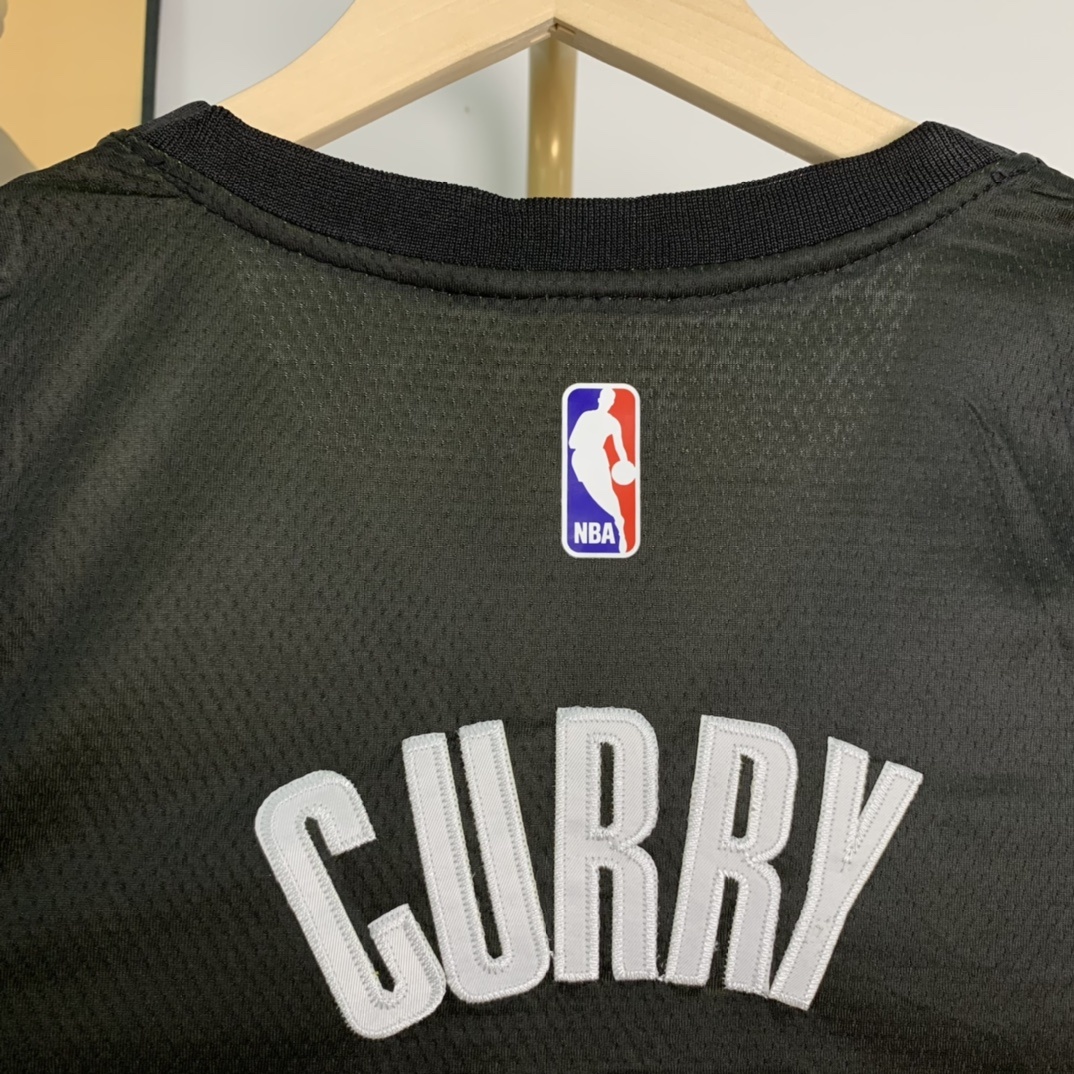 （款号S030）【顶级刺绣版本】挂拍图 独家上新 NIKE×NBA 金州勇士队2023最新款金色莲花球衣 斯蒂芬库里30号球衣专柜zp一比一 NBA耐克nike篮球衣 球衣 超透气网眼面料 赶 · image 7