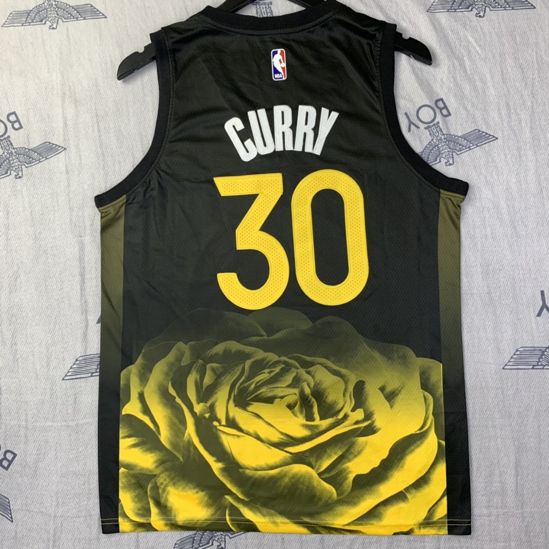 （款号S030）【顶级刺绣版本】平铺实拍图 独家上新 NIKE×NBA 金州勇士队2023最新款金色莲花球衣 斯蒂芬库里30号球衣专柜zp一比一 NBA耐克nike篮球衣 球衣 超透气网眼面料 · image 8