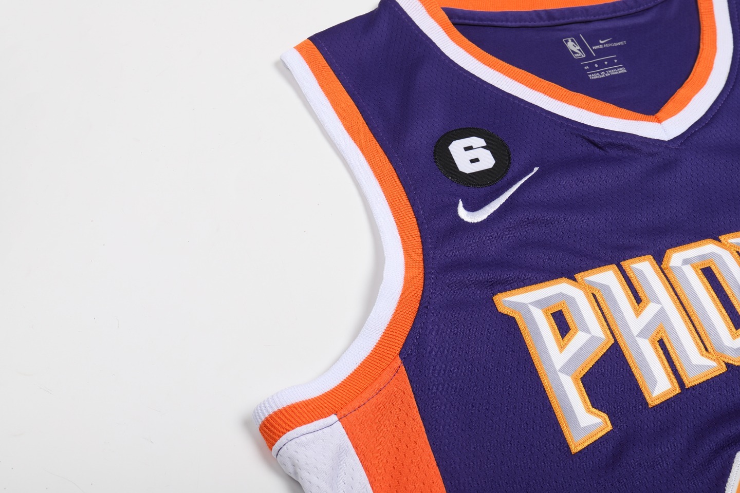 （款号S0035）白底细节图 独家新款 NIKE NBA凯文杜兰特35号球衣 太阳队新款立体字母复古杜兰特球衣字母和英文采用高品质密锈 领口采用圆领设计上身效果超级好 球迷可搭配情侣打球健身休 · image 6