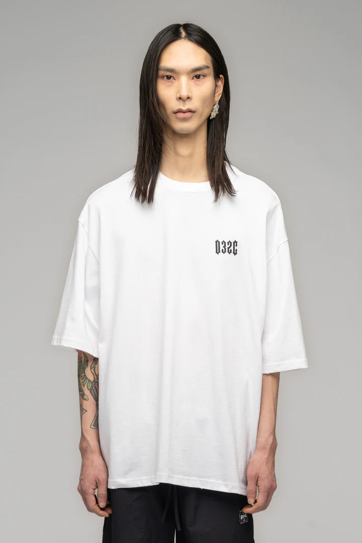 8010#032c ''CRUX'' OVERSIZED BOX-CUT 英文字母印花磨破短袖T恤 白色 S-XL · image 22