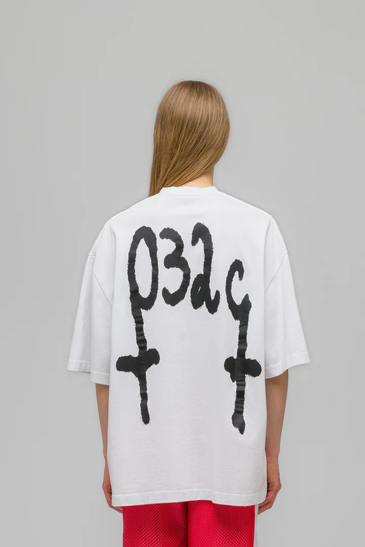 8012#032c"MAYHEM"   OVERSIZED 英文字母印花磨破短袖T恤 白色 S-XL · cover