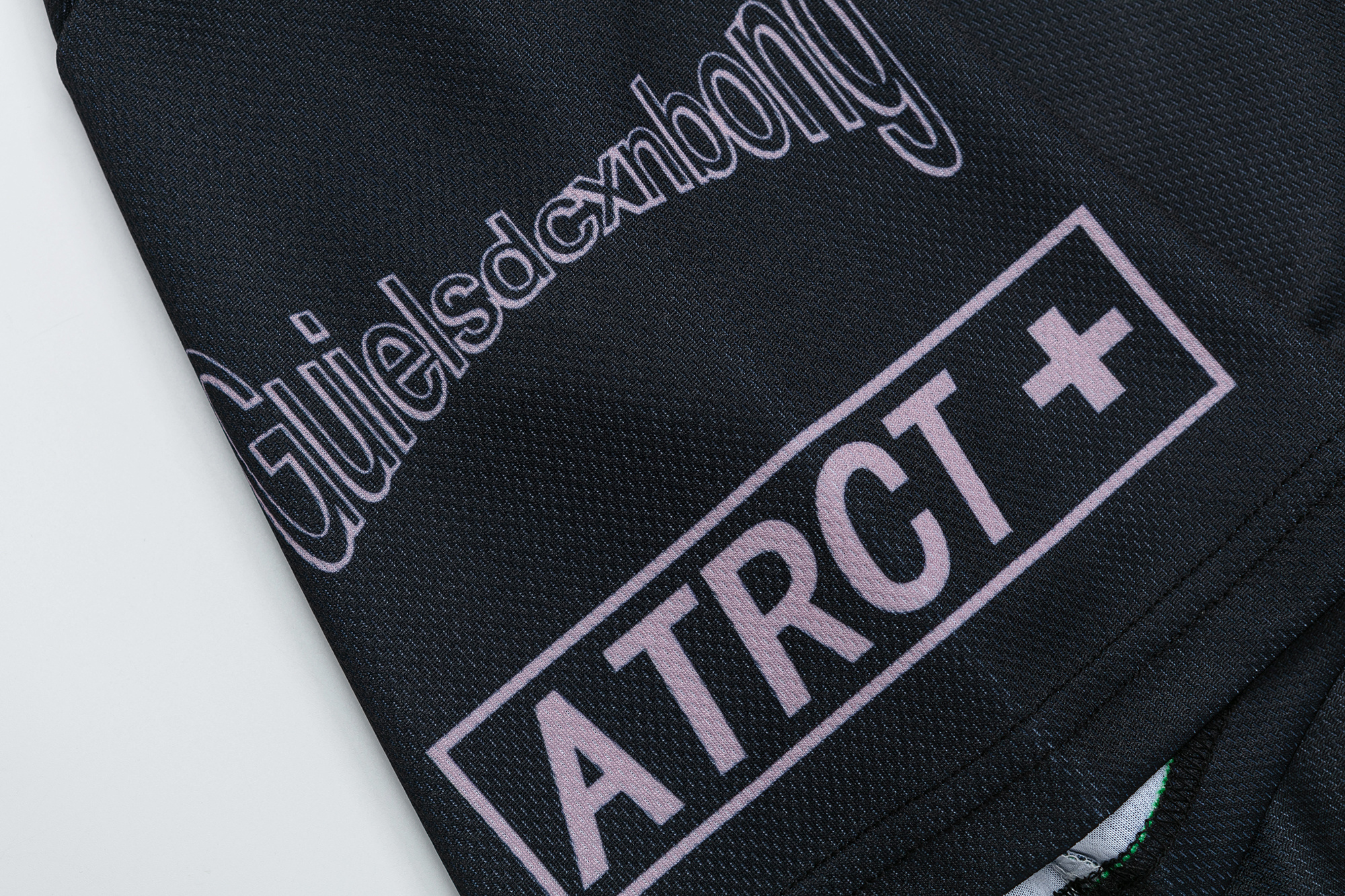 FB10 · image 8