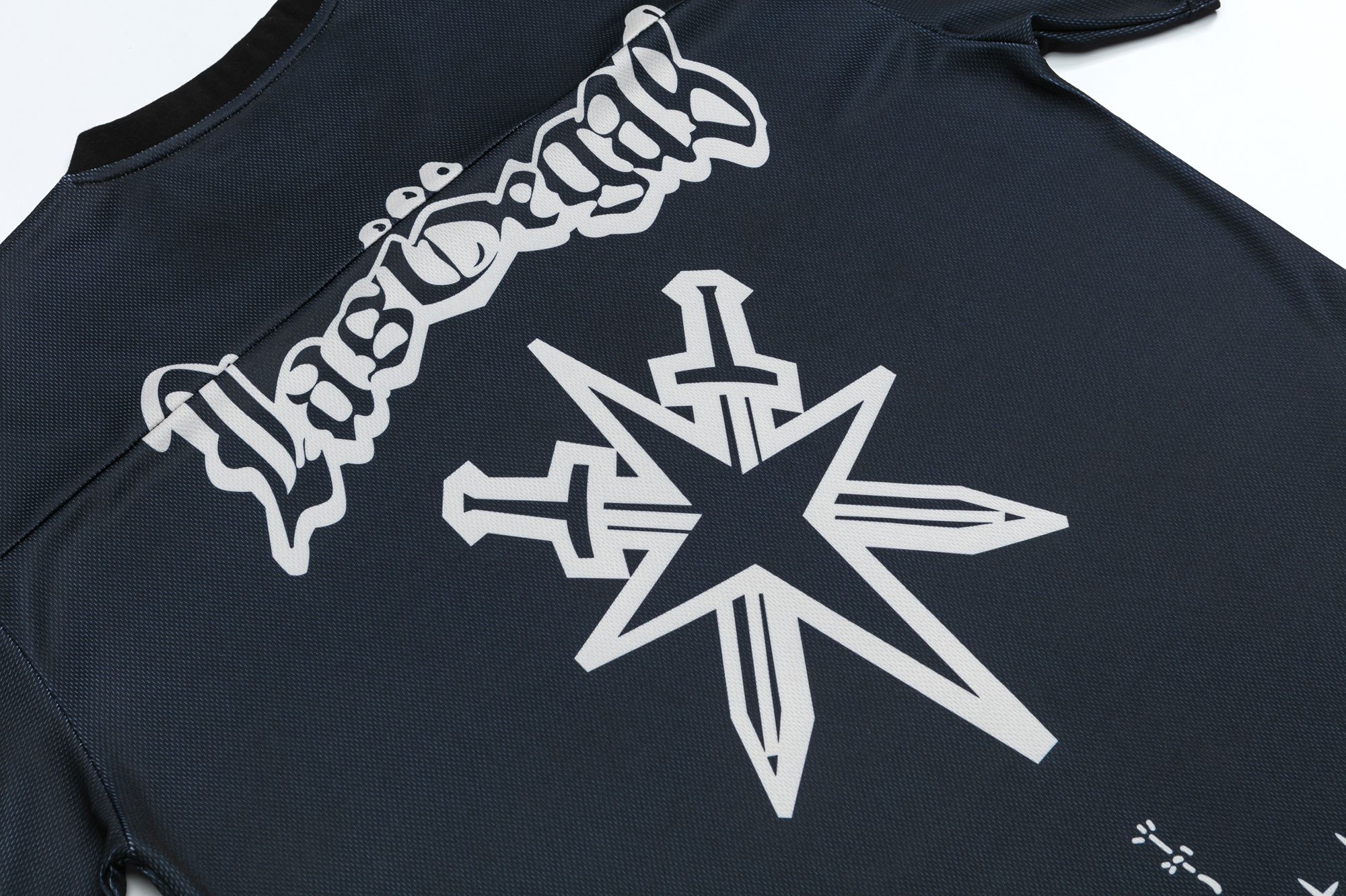 FB12 · image 8