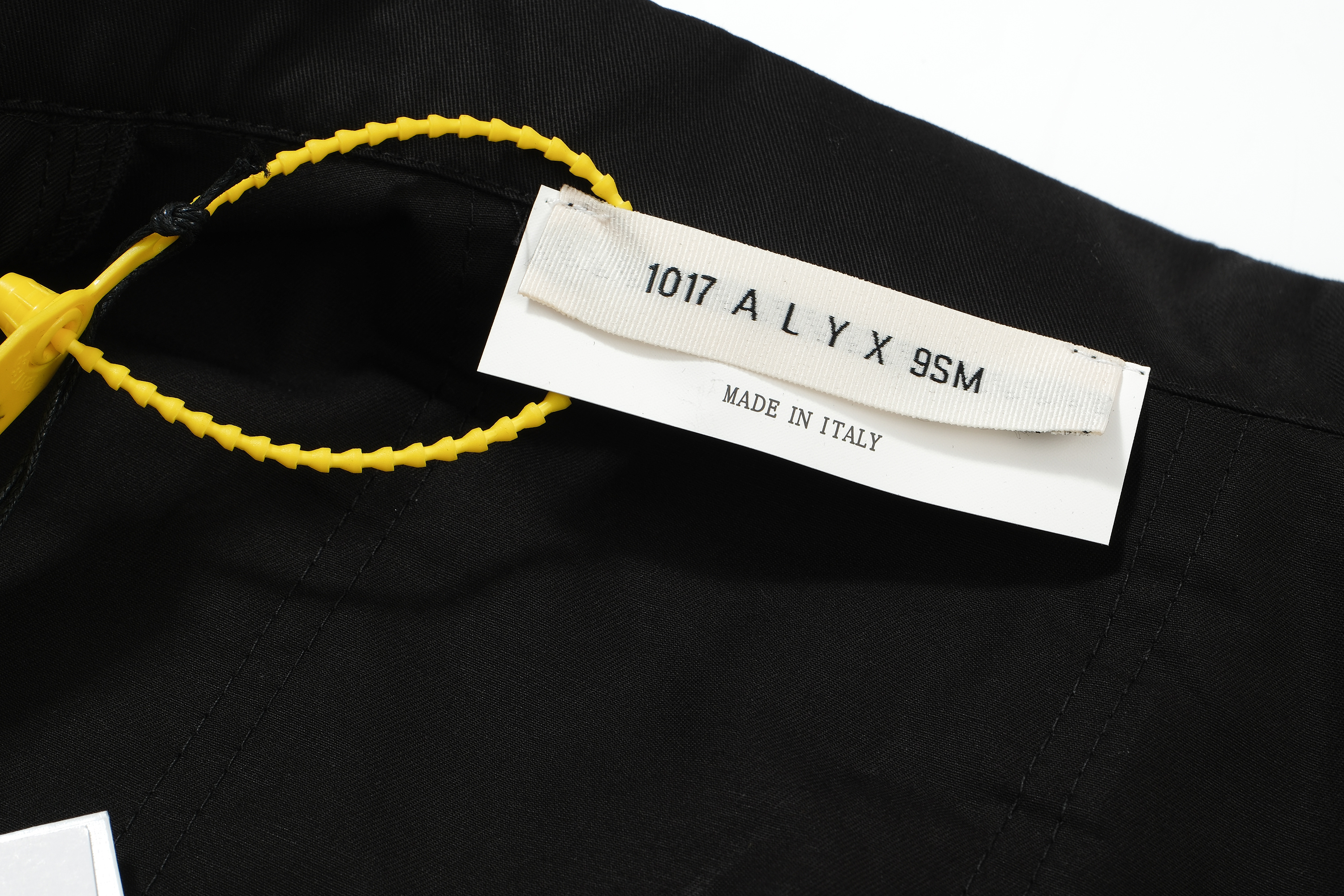 X1021# ALYX 1017 9SM 喷墨涂鸦logo机能拉链短袖衬衫 黑色 SML · image 5