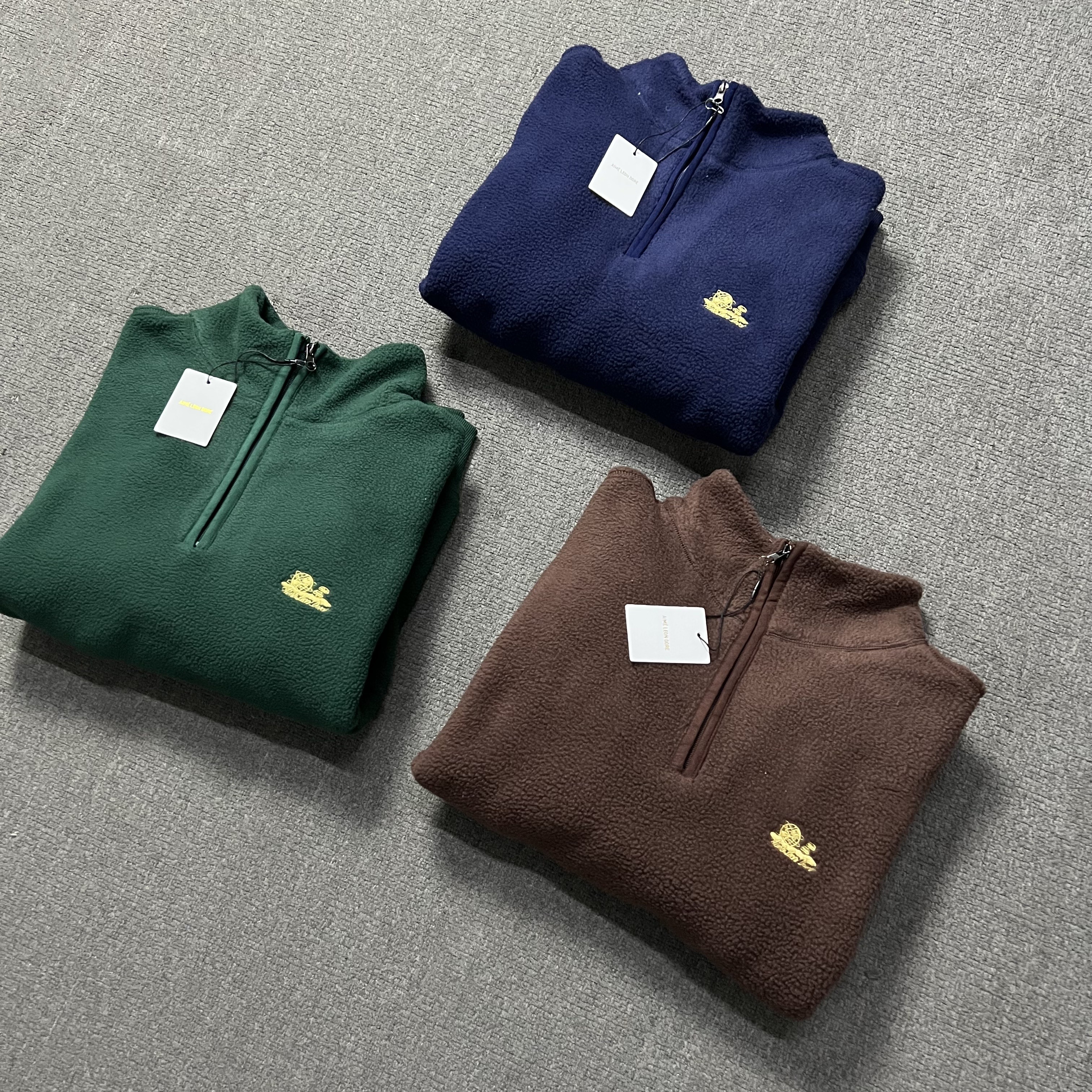 A86#  Unisphere Fleece · cover