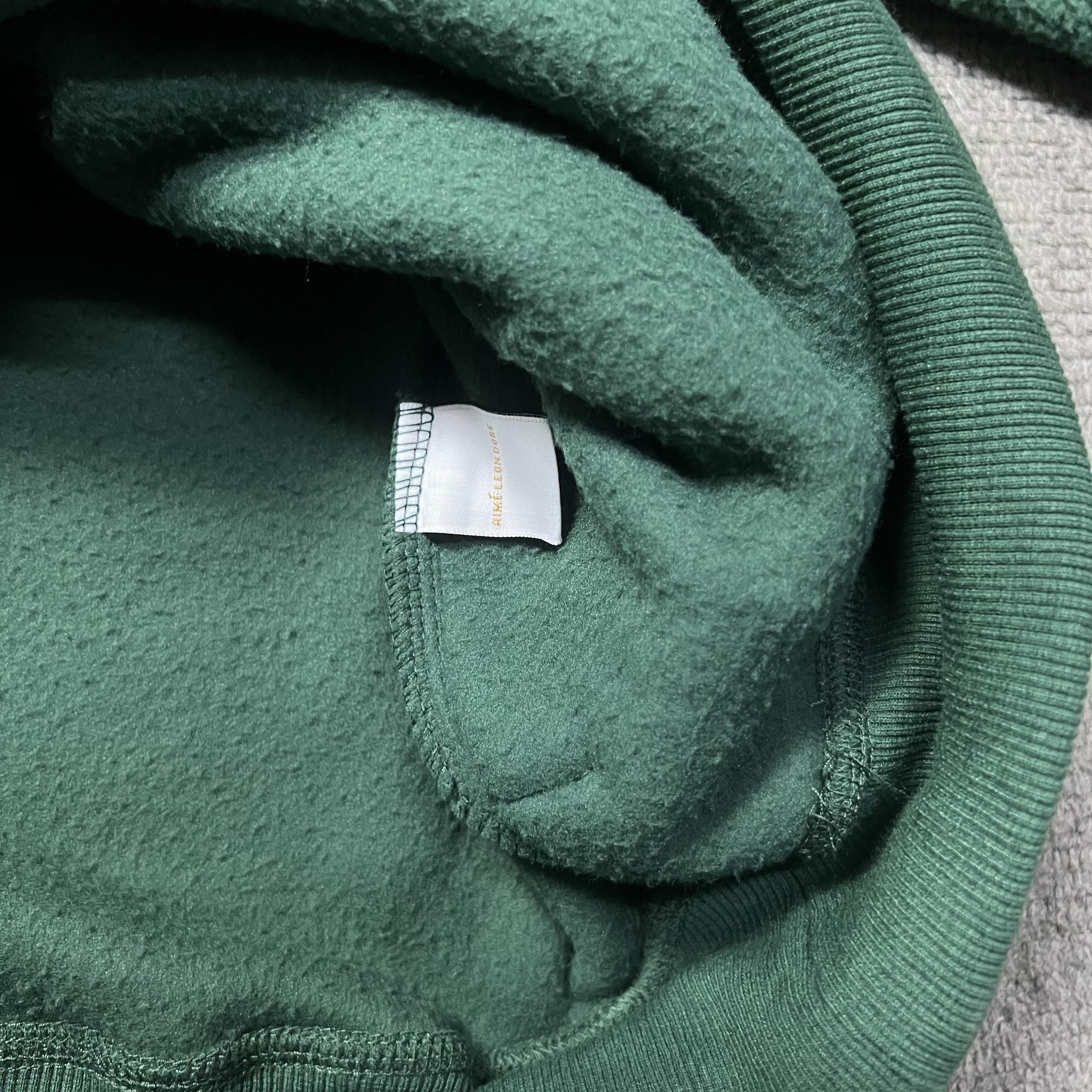 A86#  Unisphere Fleece · image 32