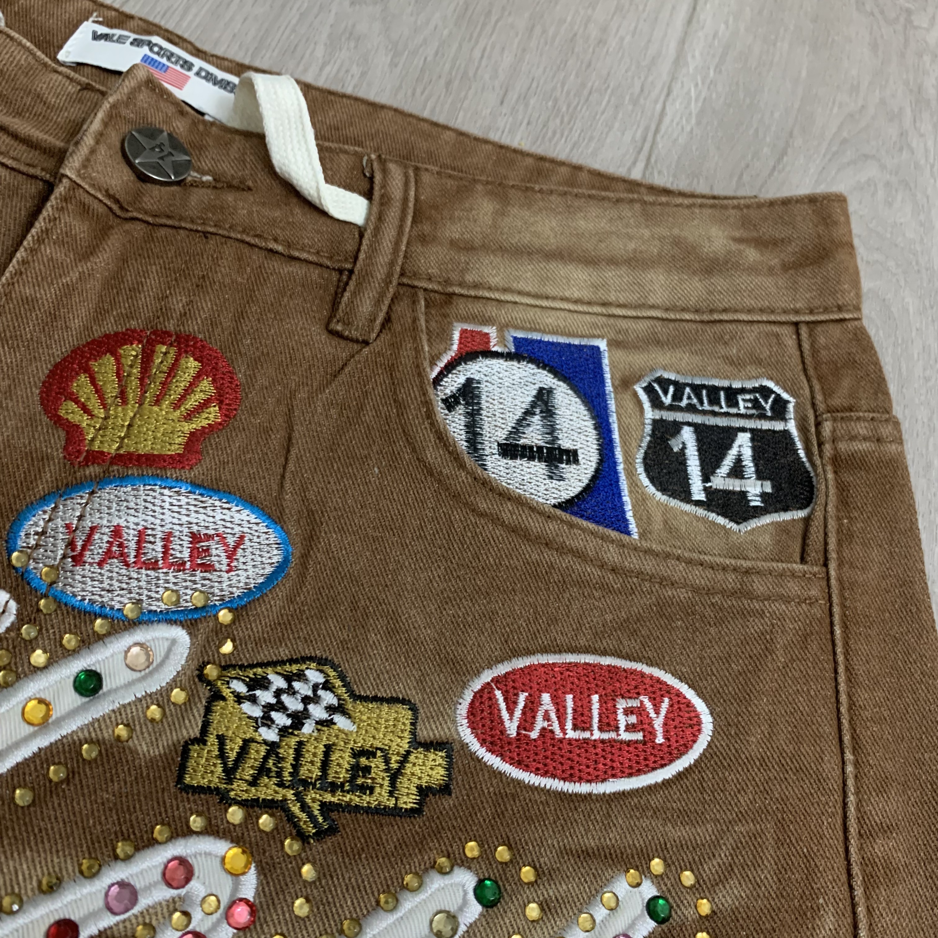 V808#  Vale Forever 1980S JORTS最新潮牌牛仔刺绣烫钻短裤 · image 15