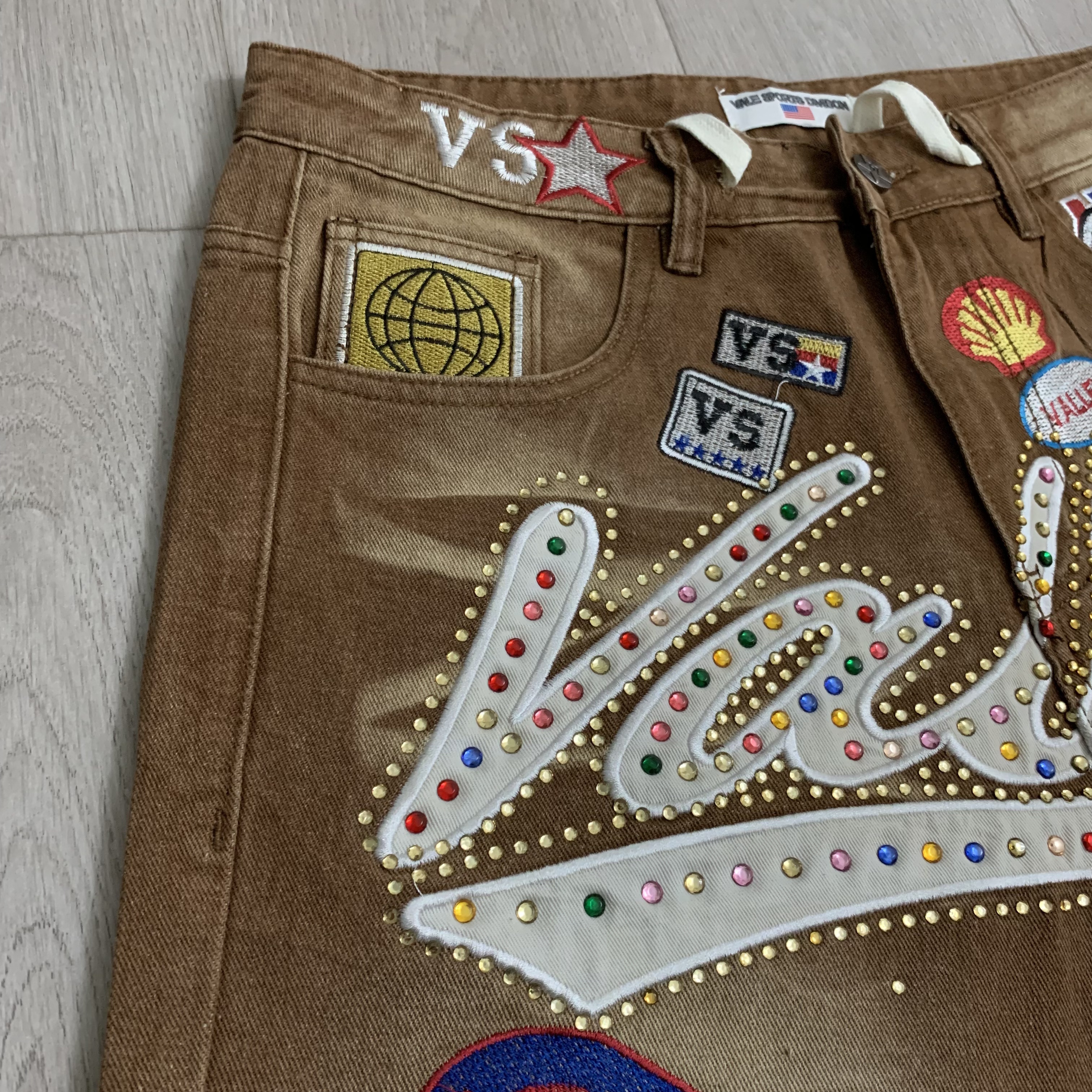 V808#  Vale Forever 1980S JORTS最新潮牌牛仔刺绣烫钻短裤 · image 17