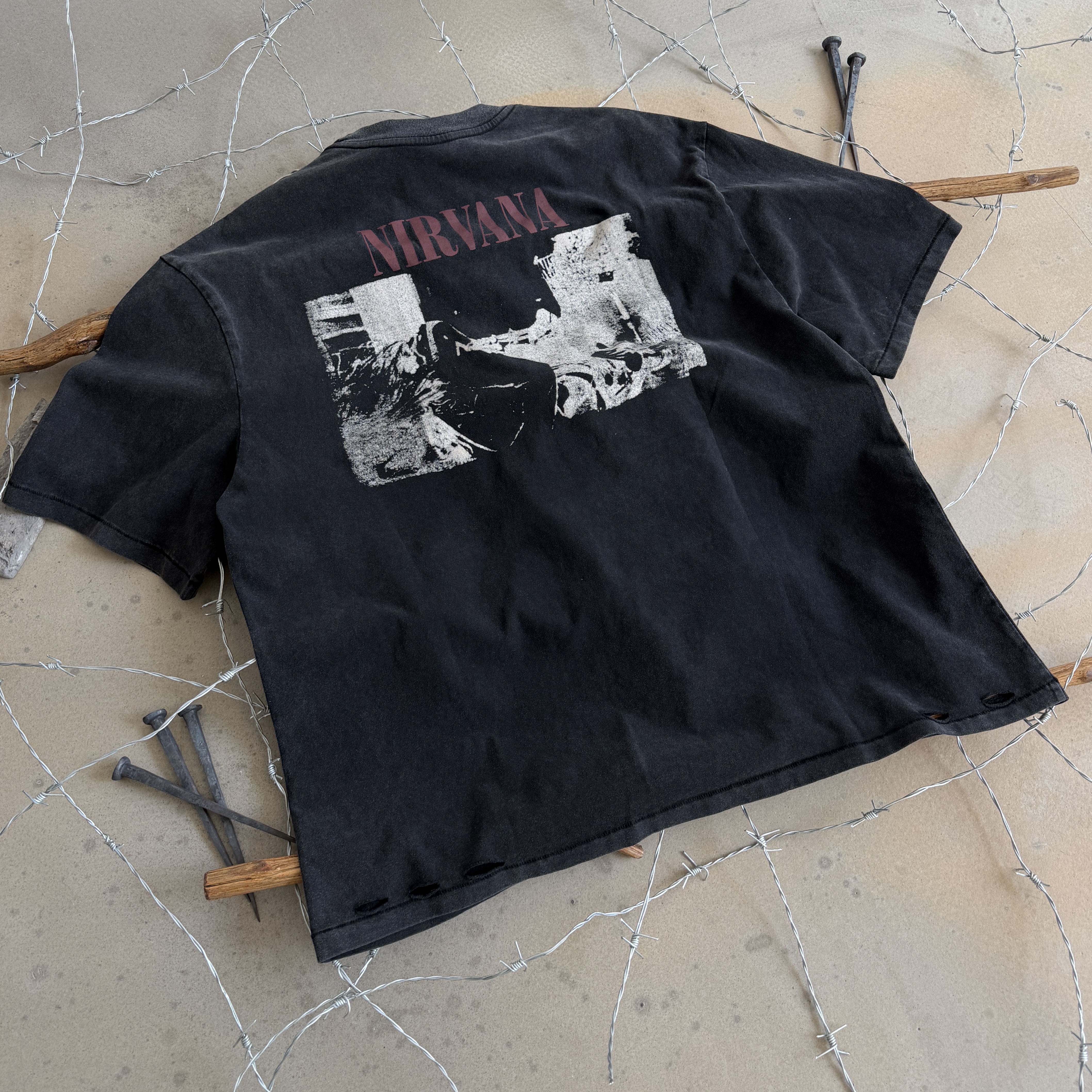 # CTS-134款 1990柯本巡演上身超稀有款 SONIC YOUTH x NIRVANA  洗后260g重磅纯棉面料 复古单缝线天地针工艺 阿苏特酵磨重磅洗水 尺码：S M L XL · image 13