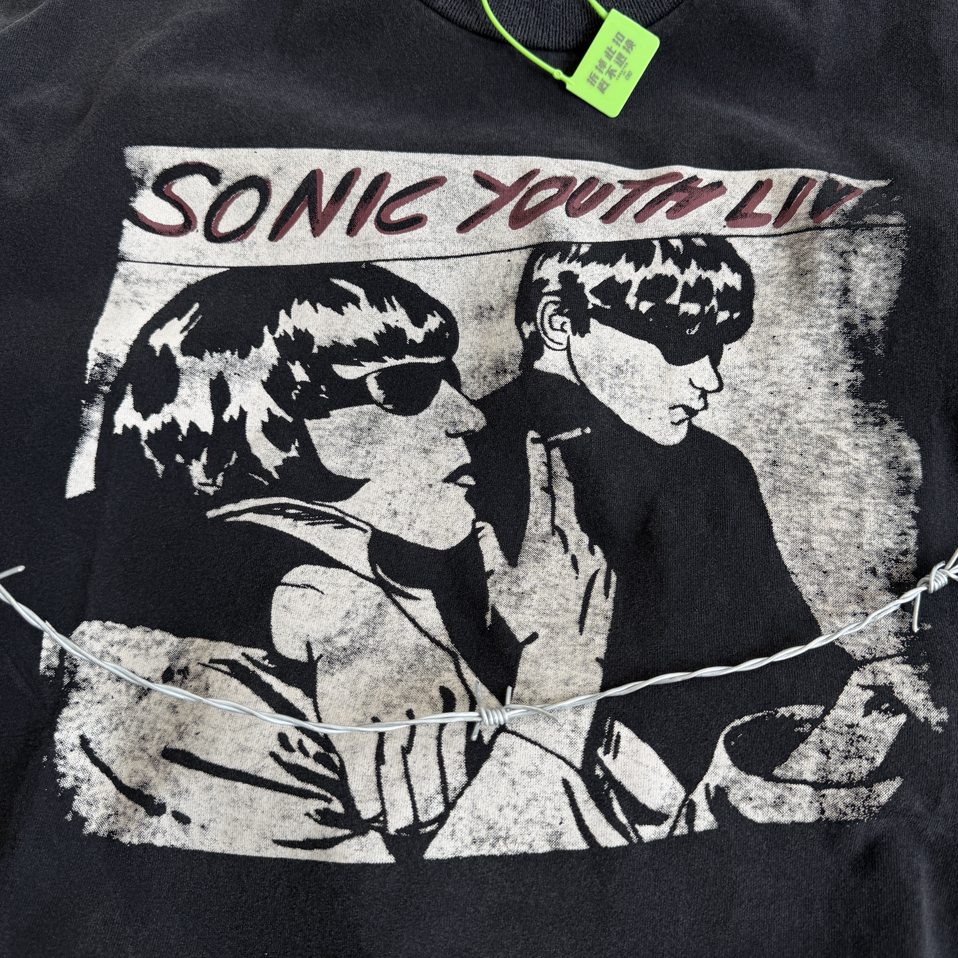 # CTS-134款 1990柯本巡演上身超稀有款 SONIC YOUTH x NIRVANA  洗后260g重磅纯棉面料 复古单缝线天地针工艺 阿苏特酵磨重磅洗水 尺码：S M L XL · image 14