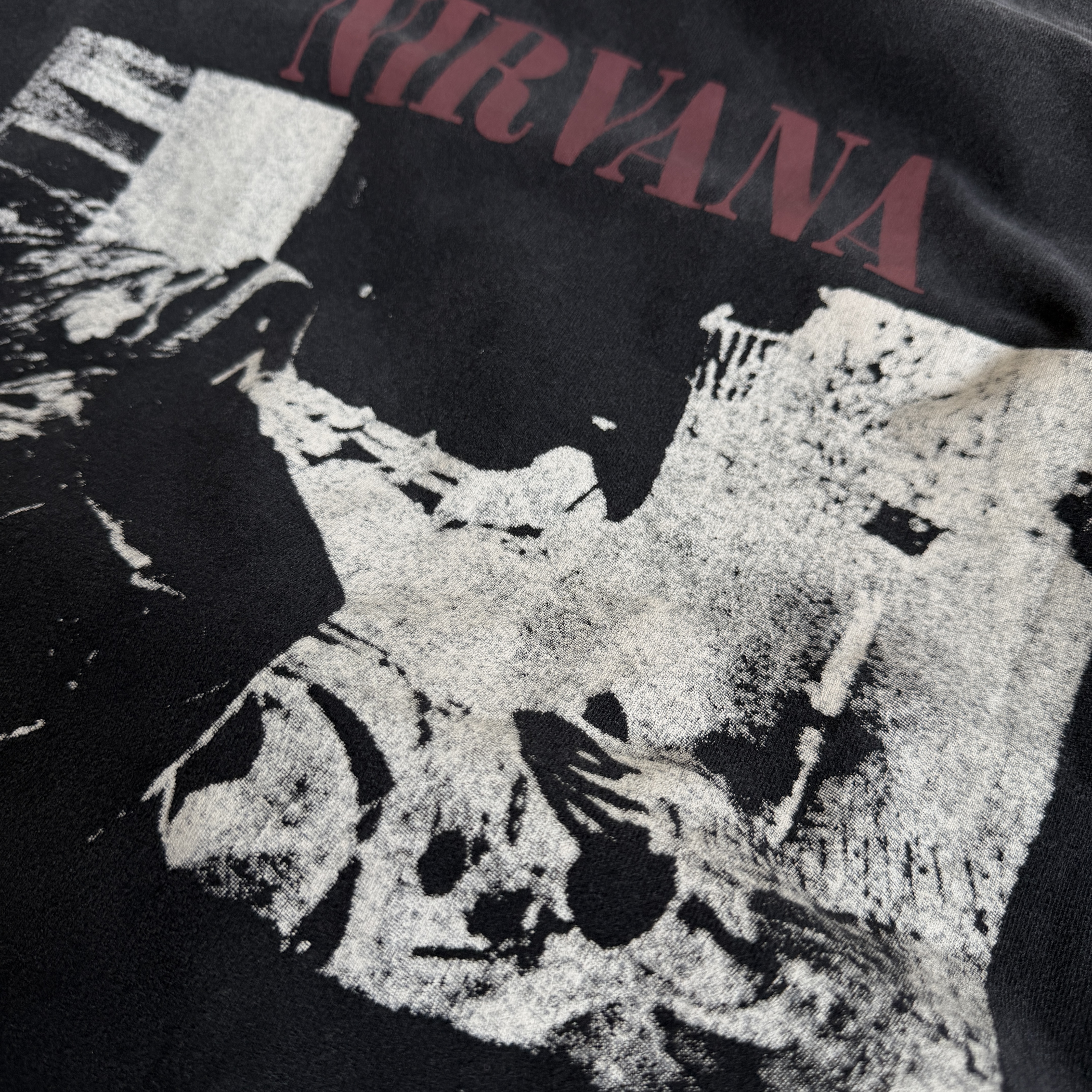 # CTS-134款 1990柯本巡演上身超稀有款 SONIC YOUTH x NIRVANA  洗后260g重磅纯棉面料 复古单缝线天地针工艺 阿苏特酵磨重磅洗水 尺码：S M L XL · image 17
