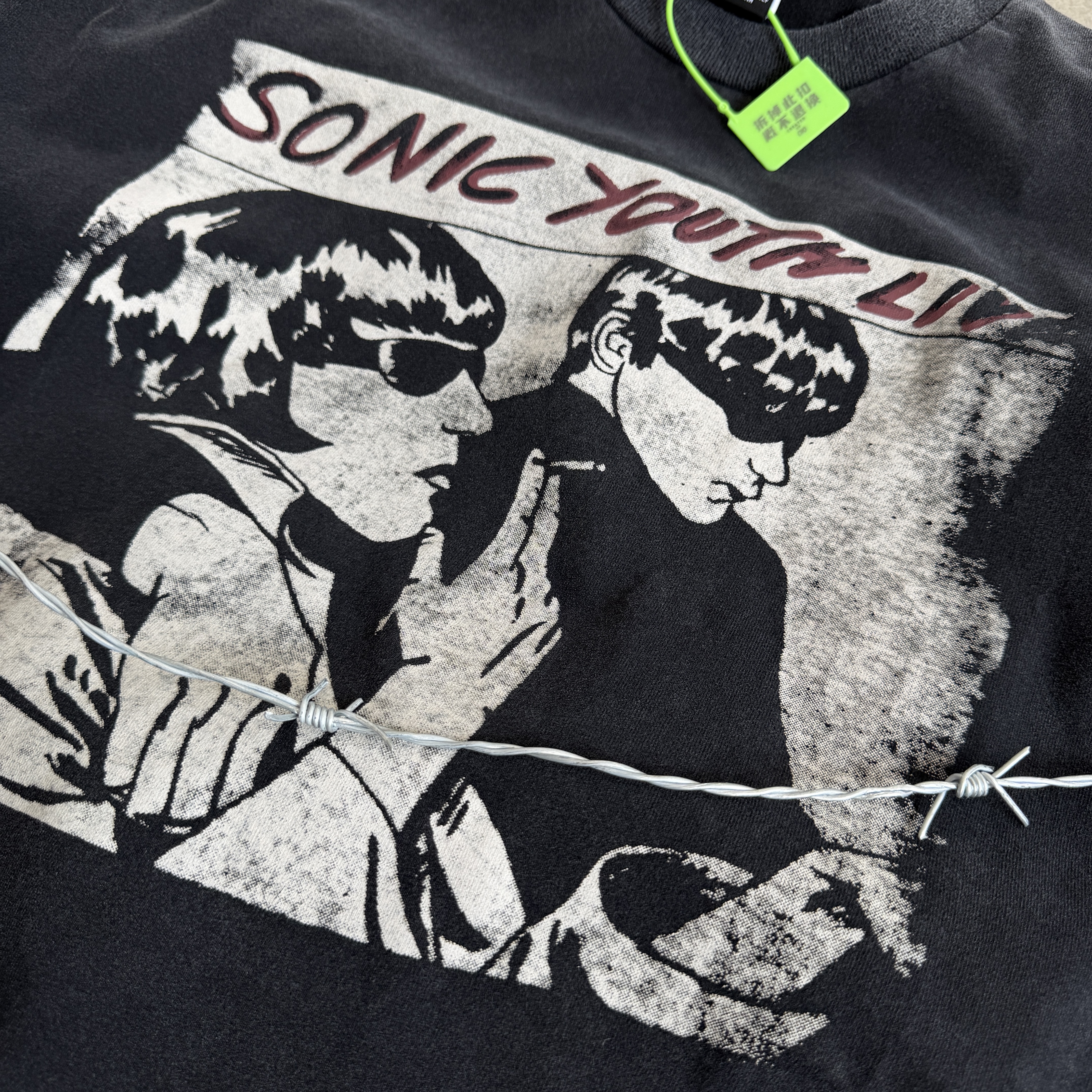 # CTS-134款 1990柯本巡演上身超稀有款 SONIC YOUTH x NIRVANA  洗后260g重磅纯棉面料 复古单缝线天地针工艺 阿苏特酵磨重磅洗水 尺码：S M L XL · image 18