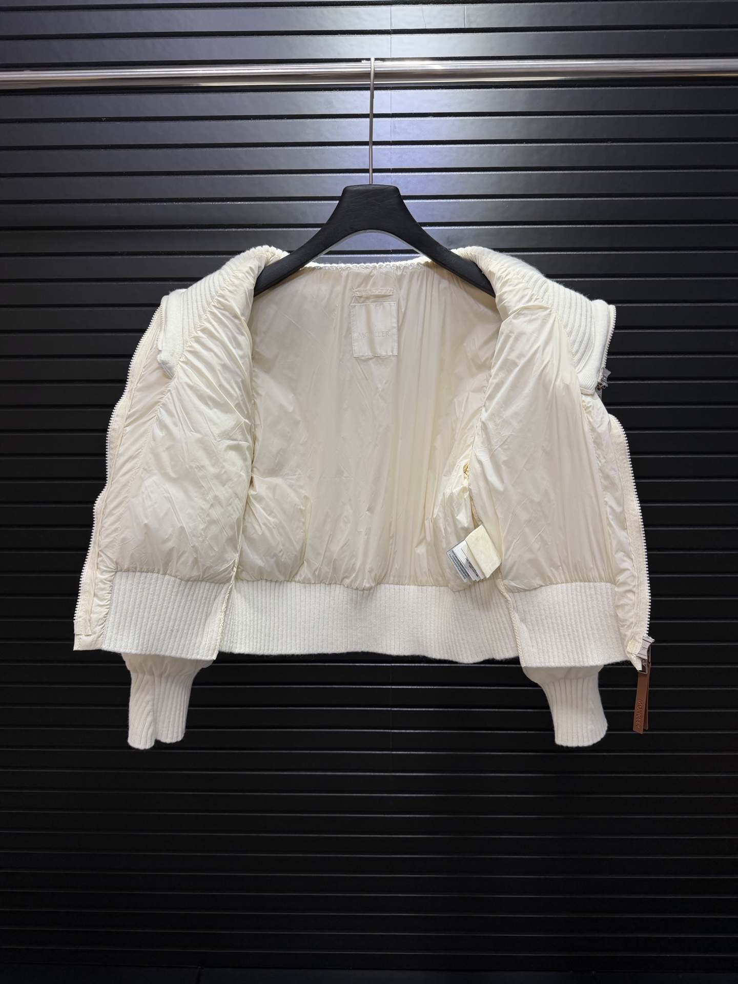 MZ30   蒙羽绒 · image 13