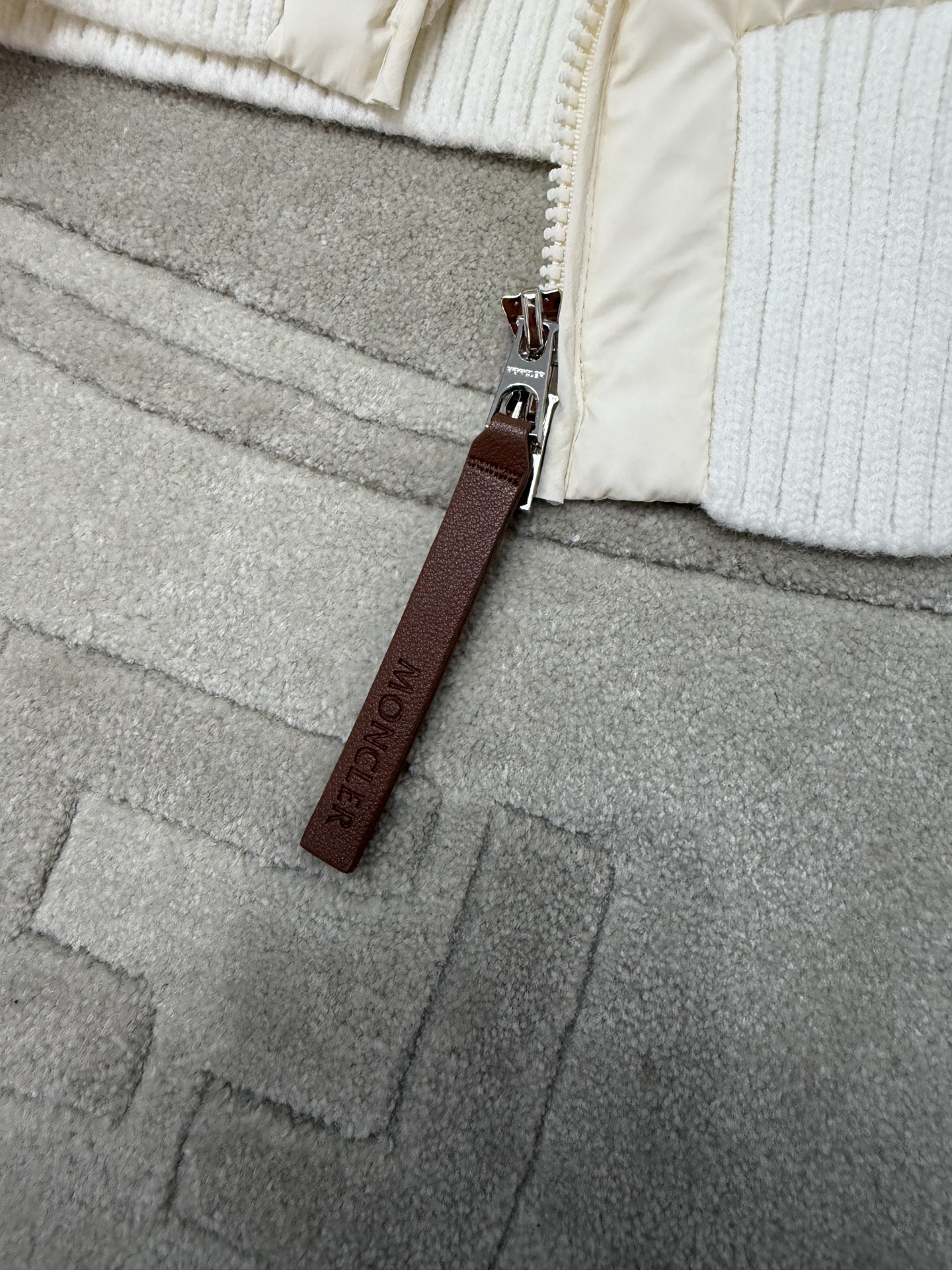 MZ30   蒙羽绒 · image 5