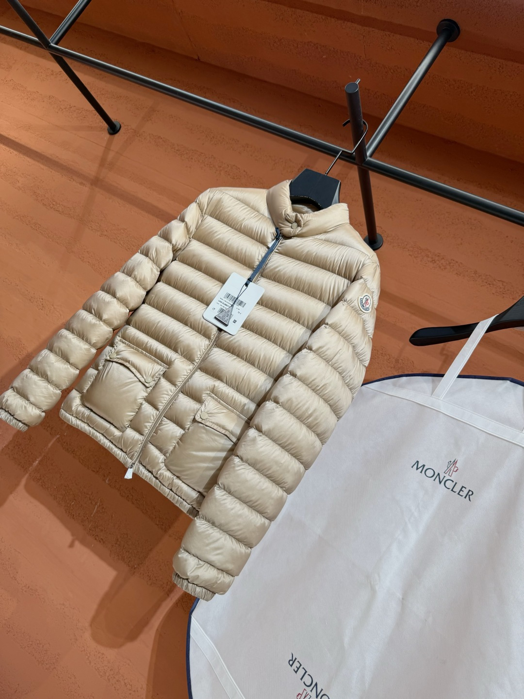 MZ18蒙口羽绒服 · image 5