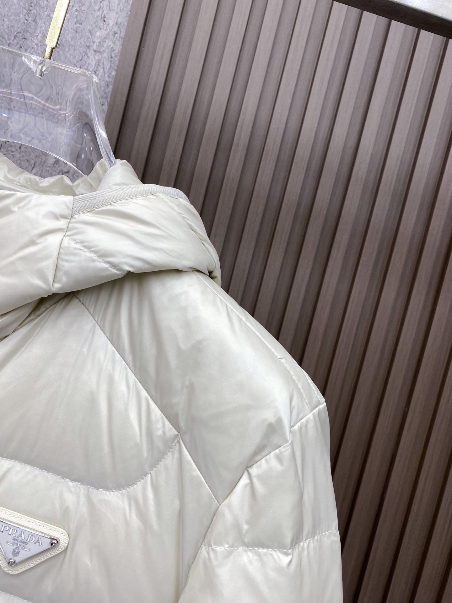 KLE397普拉达羽绒服 · image 41