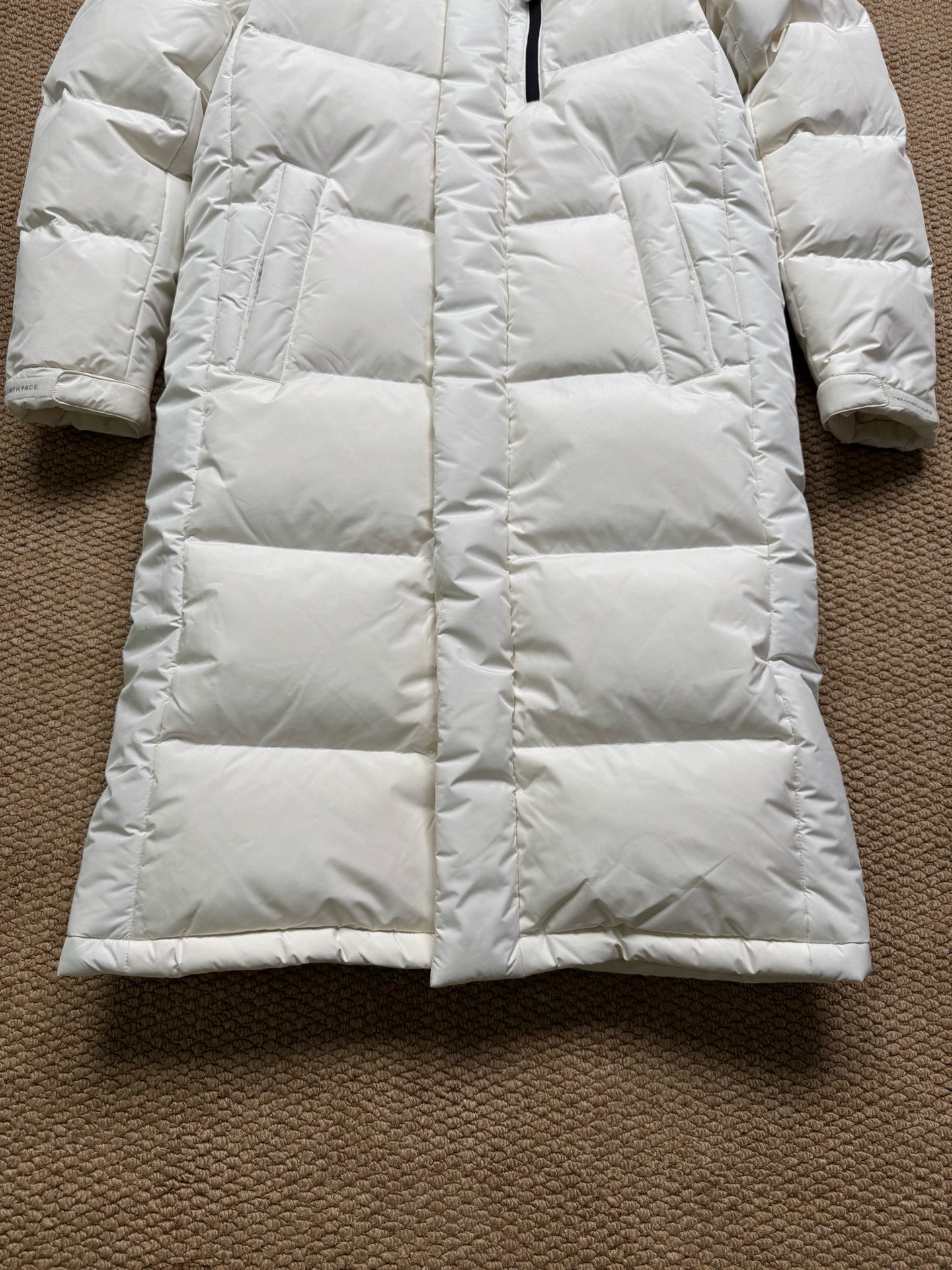 LZY28   𝗧𝗵𝗲 𝗡𝗼𝗿𝘁𝗵 𝗙𝗮𝗰𝗲 北面 长款连帽羽绒服 · image 9