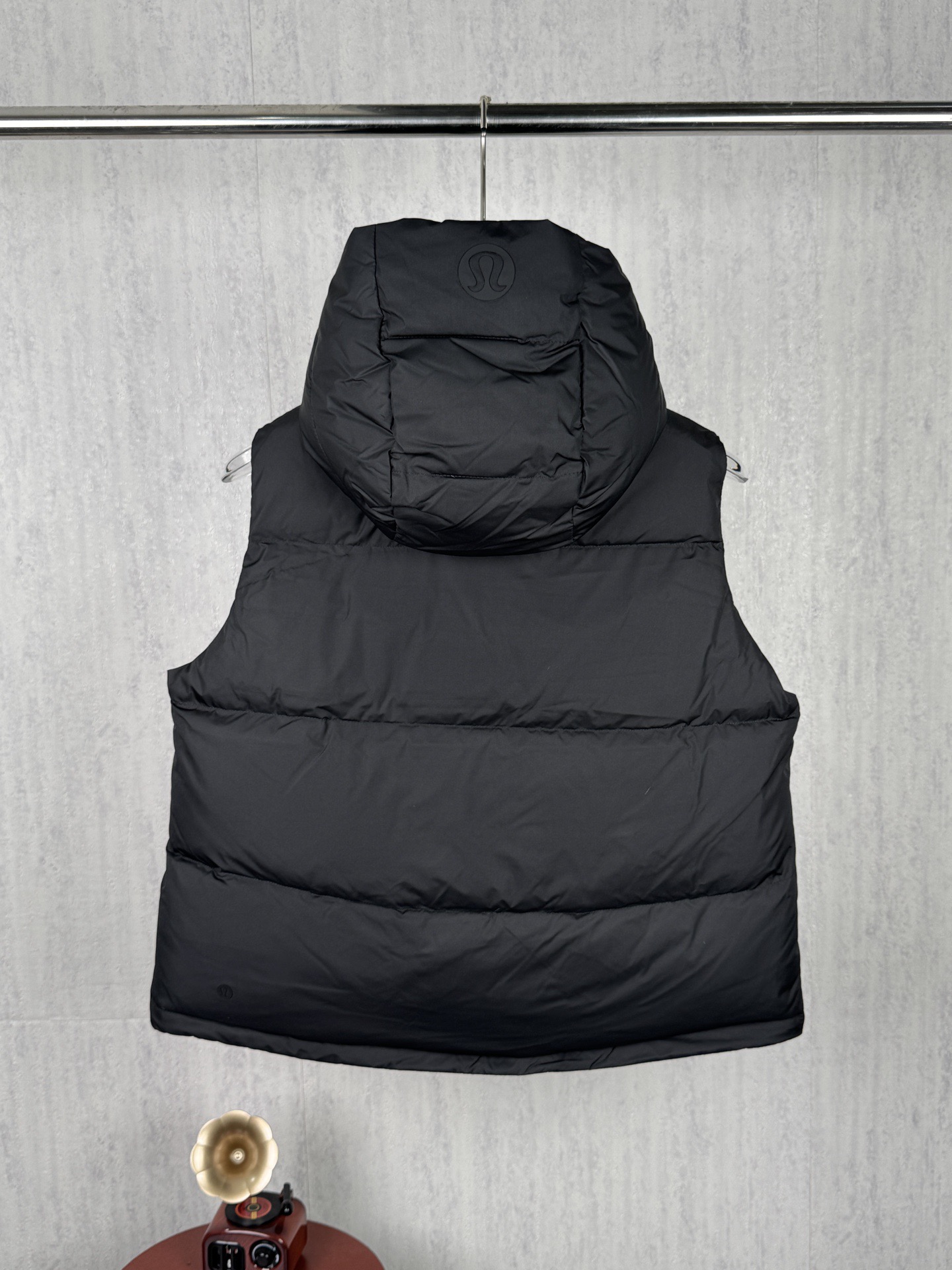 LZY167  Lululemon露露乐檬 泡芙四格连帽马甲 · image 8