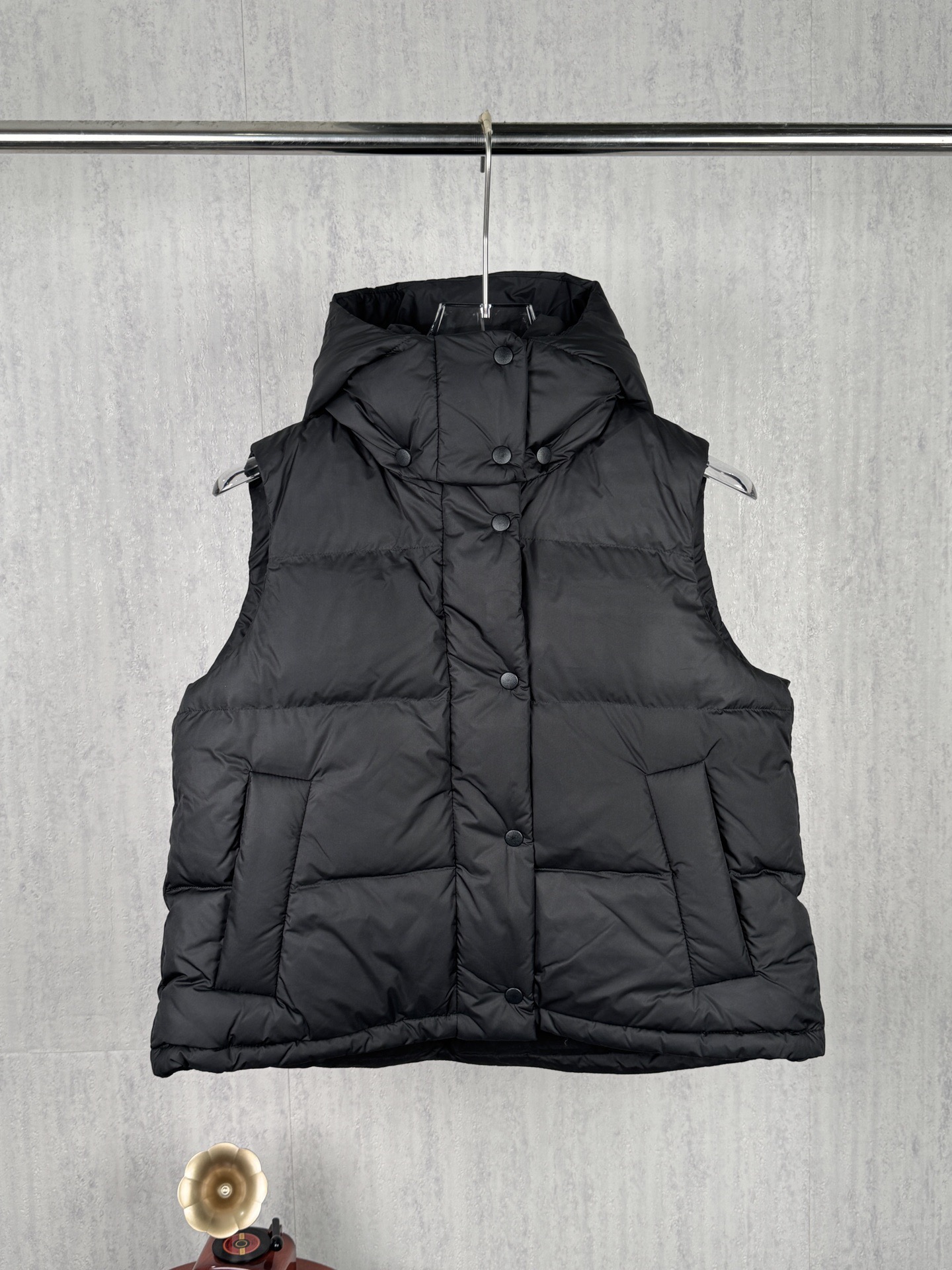LZY167  Lululemon露露乐檬 泡芙四格连帽马甲 · image 9