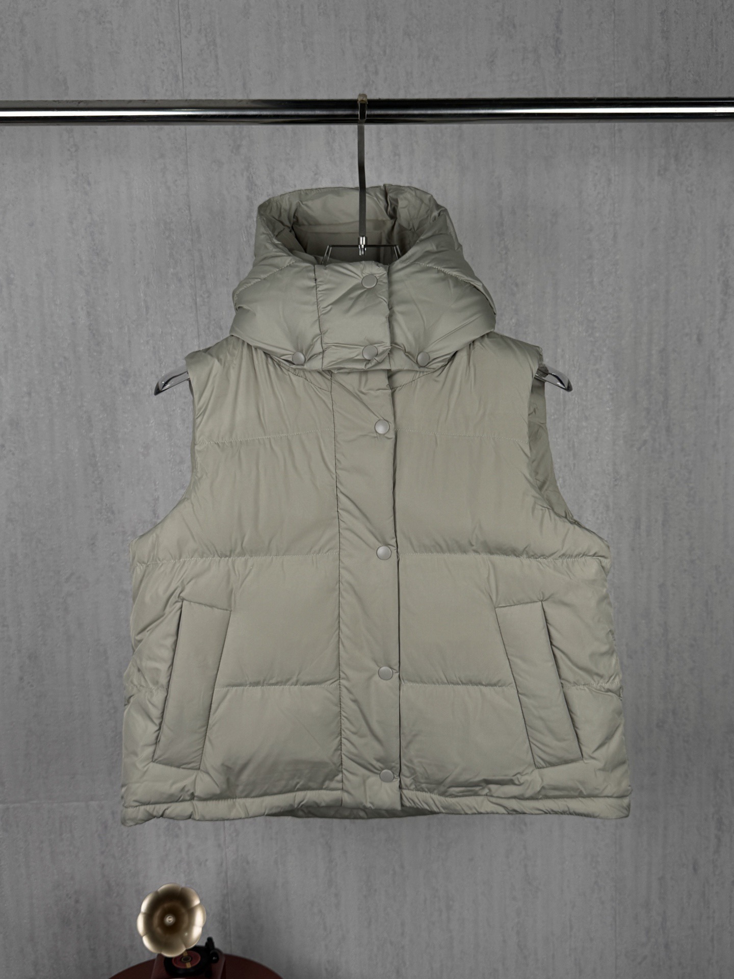 LZY167  Lululemon露露乐檬 泡芙四格连帽马甲 · image 11