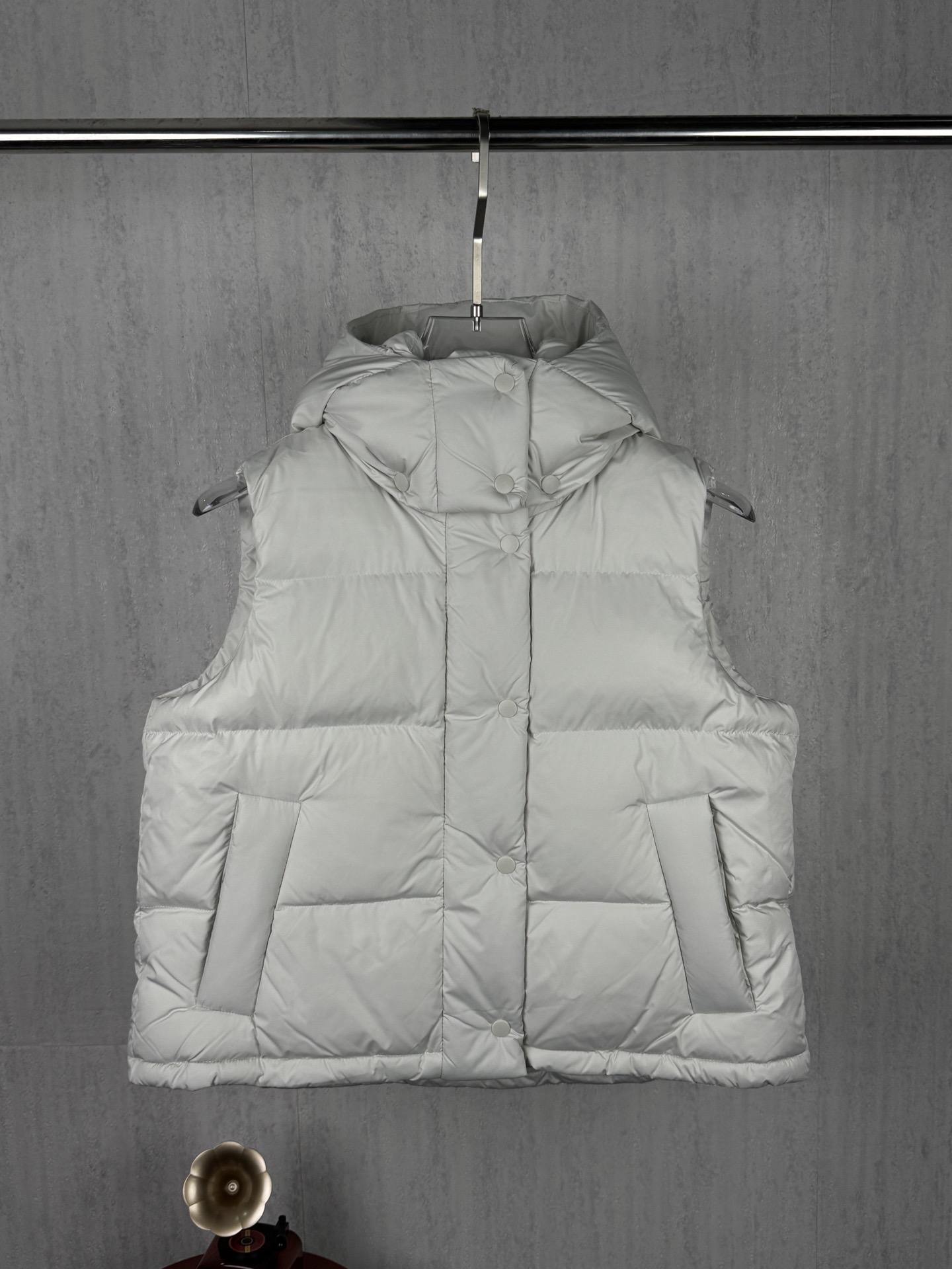 LZY167  Lululemon露露乐檬 泡芙四格连帽马甲 · image 13