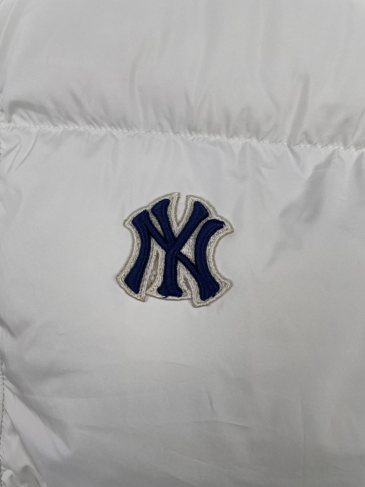 LZY214  MLB 后背老花大标羽绒服 · image 7