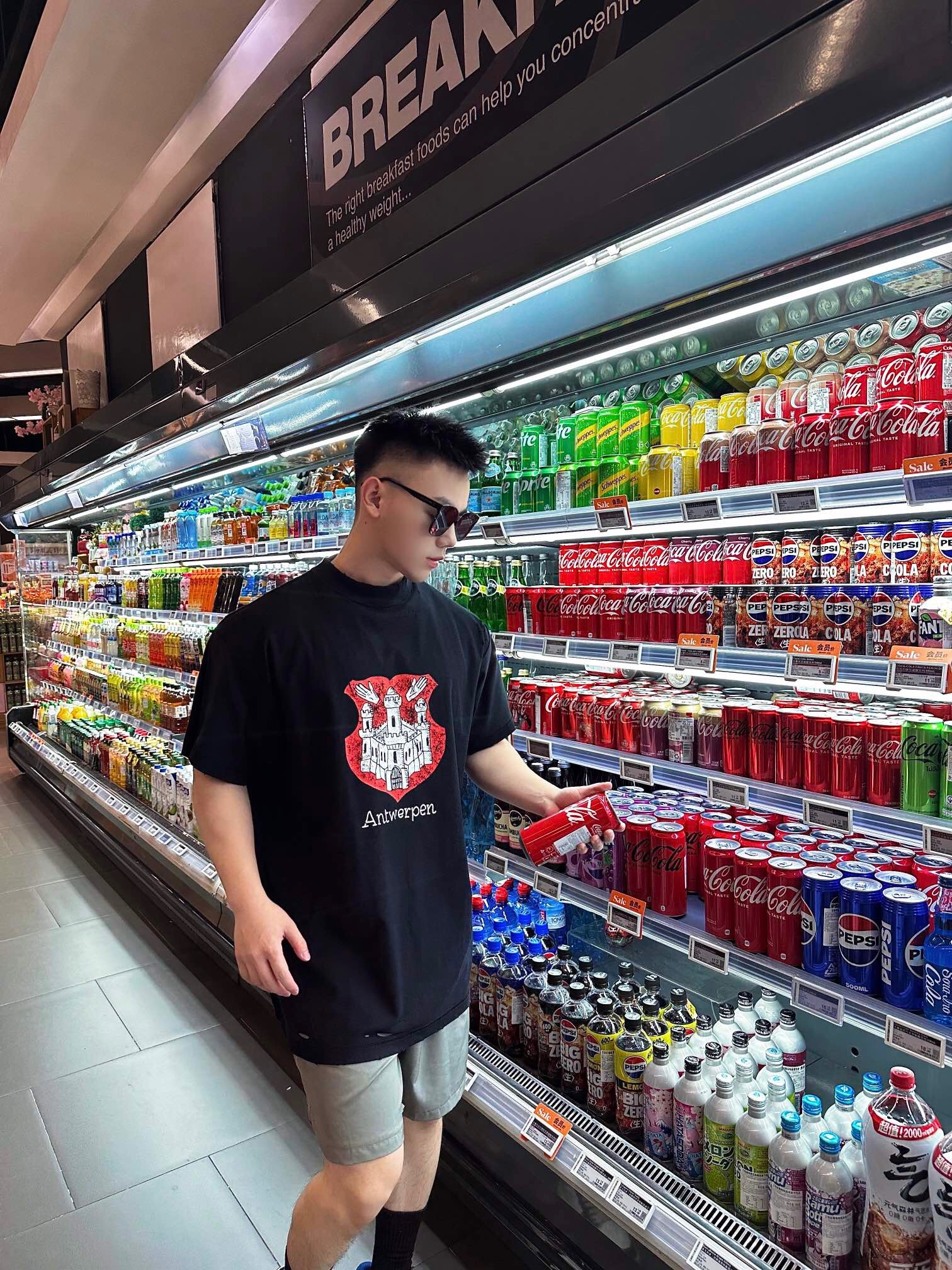 P229 城堡拉裂印花短袖黑色 · image 11