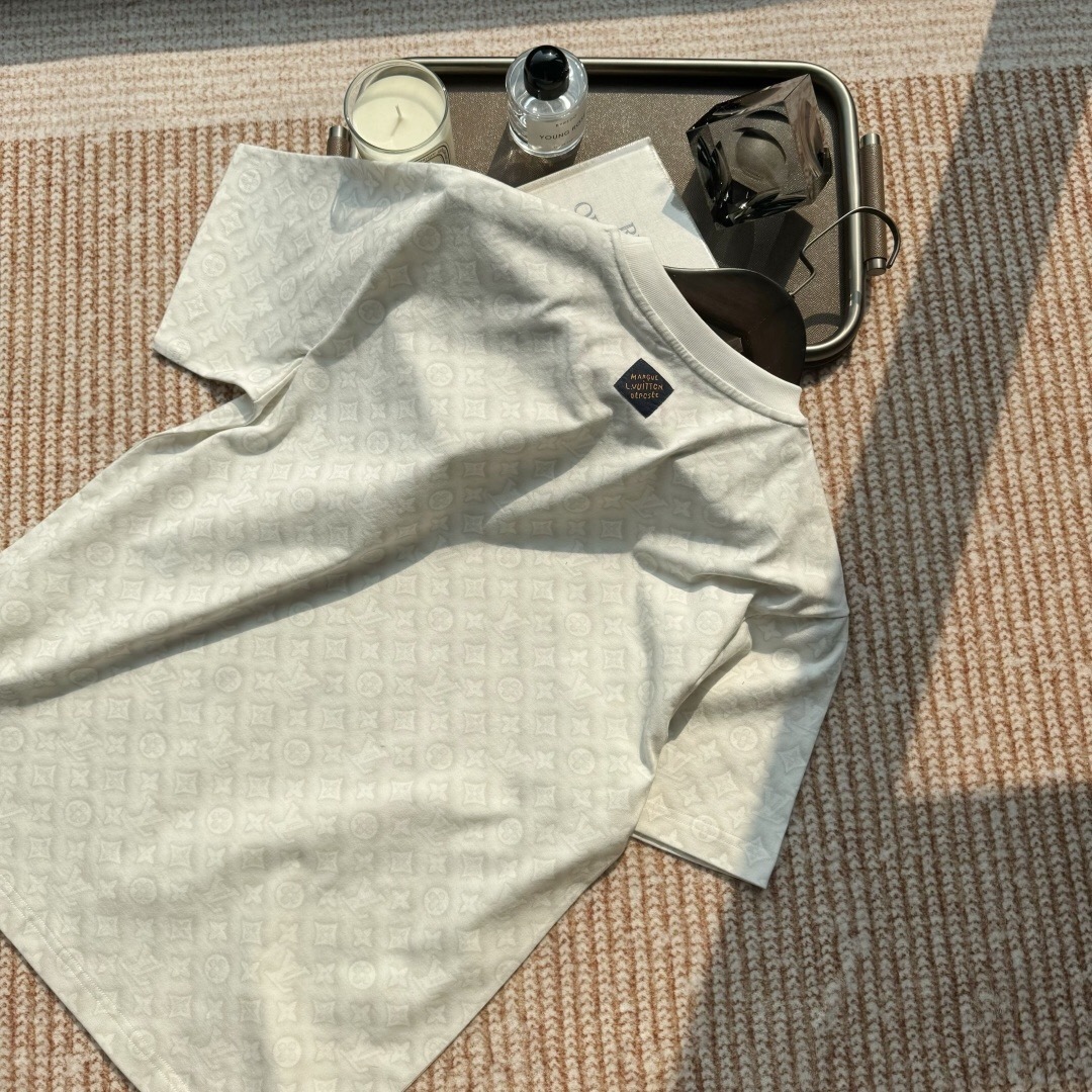 P229 三花满身印花T恤 · image 19