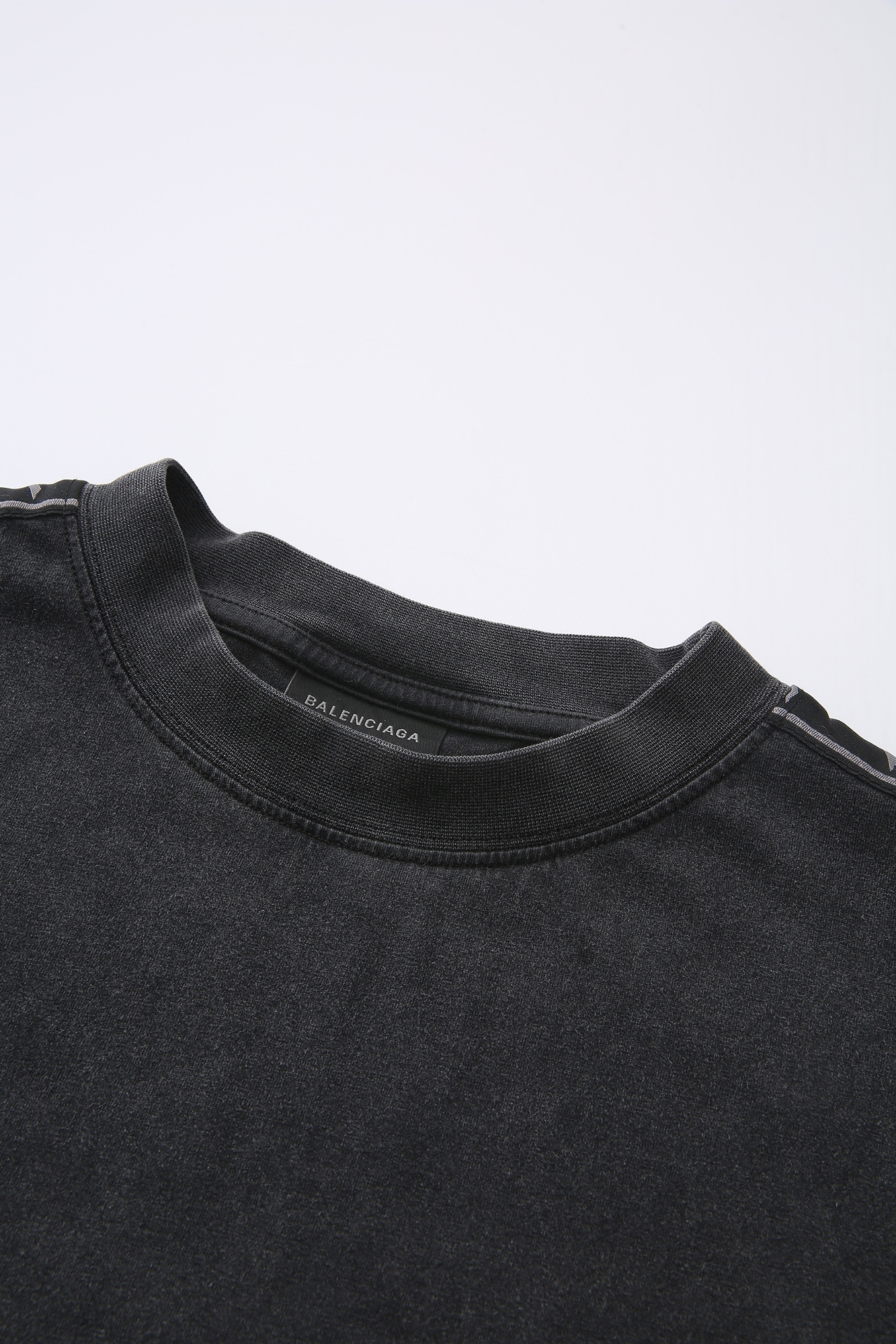 P229 巴黎肩带T恤水洗黑 · image 5