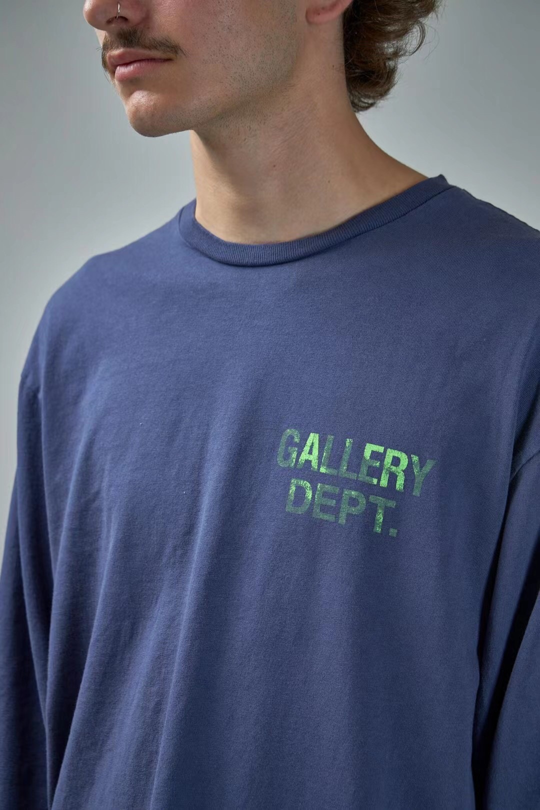 P209 French long sleeved T-shirt · image 24