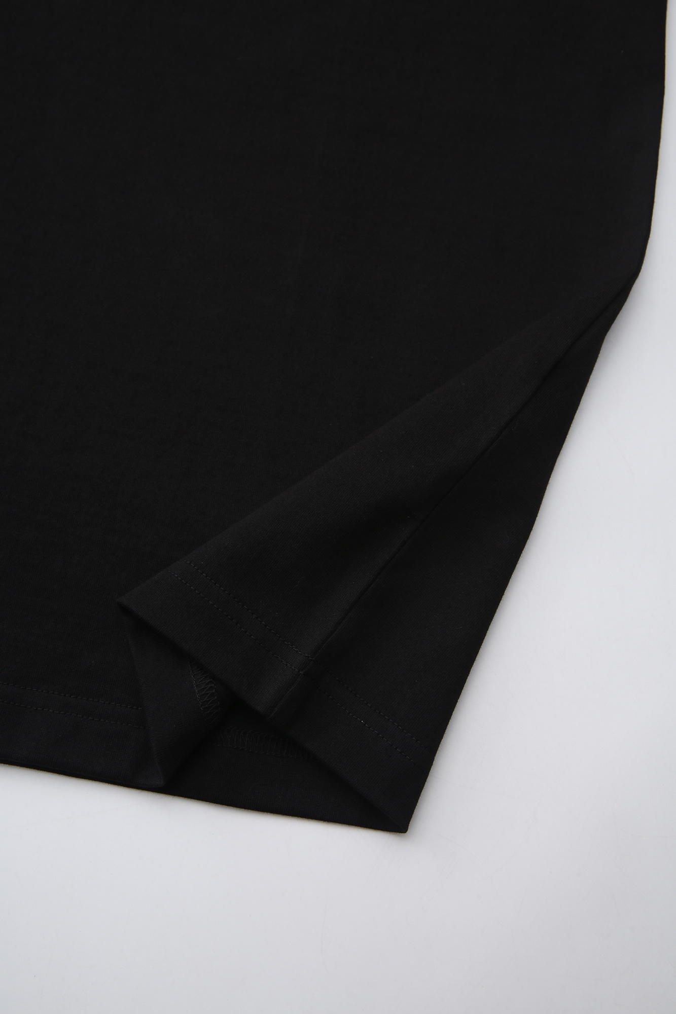 P229 DR Embroidered Black T-shirt · image 19
