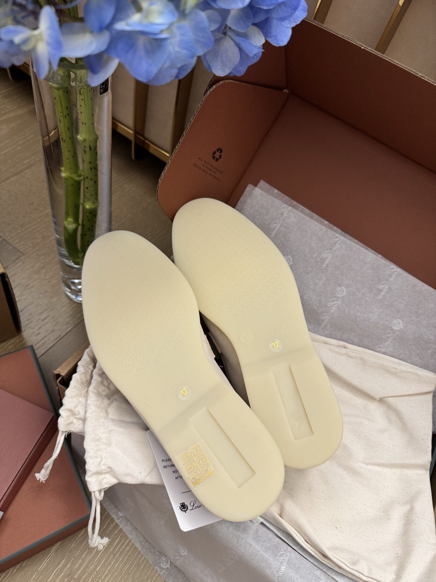 P699 LP Loafers (Women) pearl powder · image 7