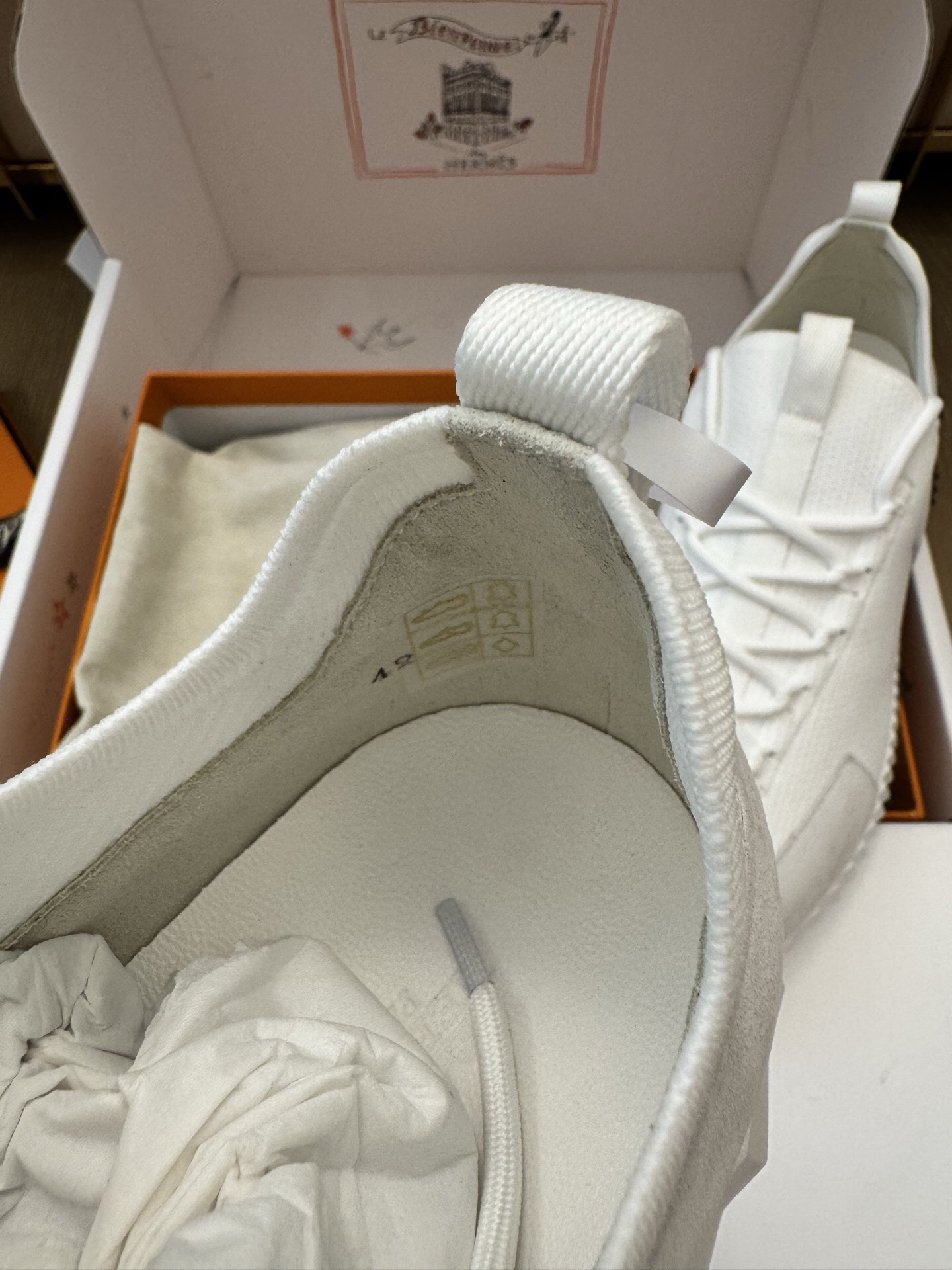 P559 LIFT sports shoes（white） · image 11