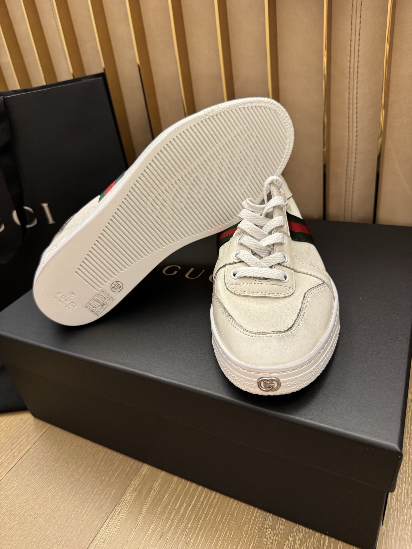 P599 Retro low-top shoes · image 6