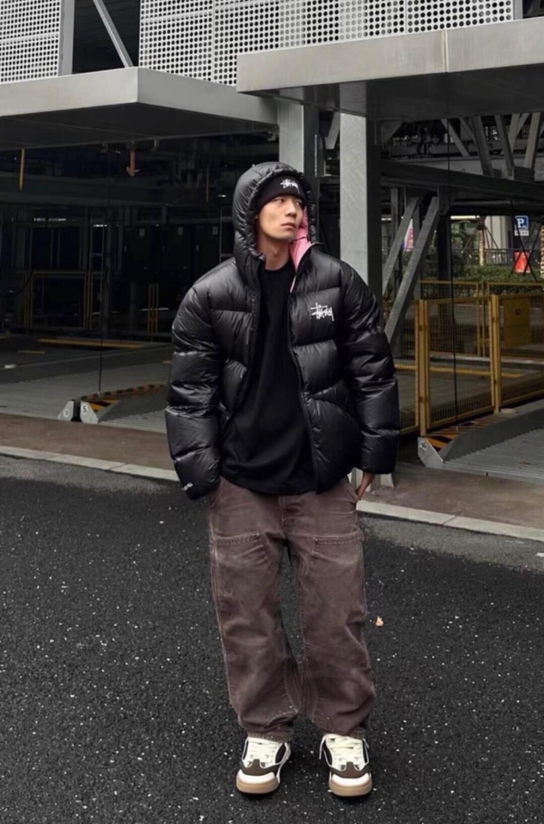 P879  Stussy down jacket · image 23
