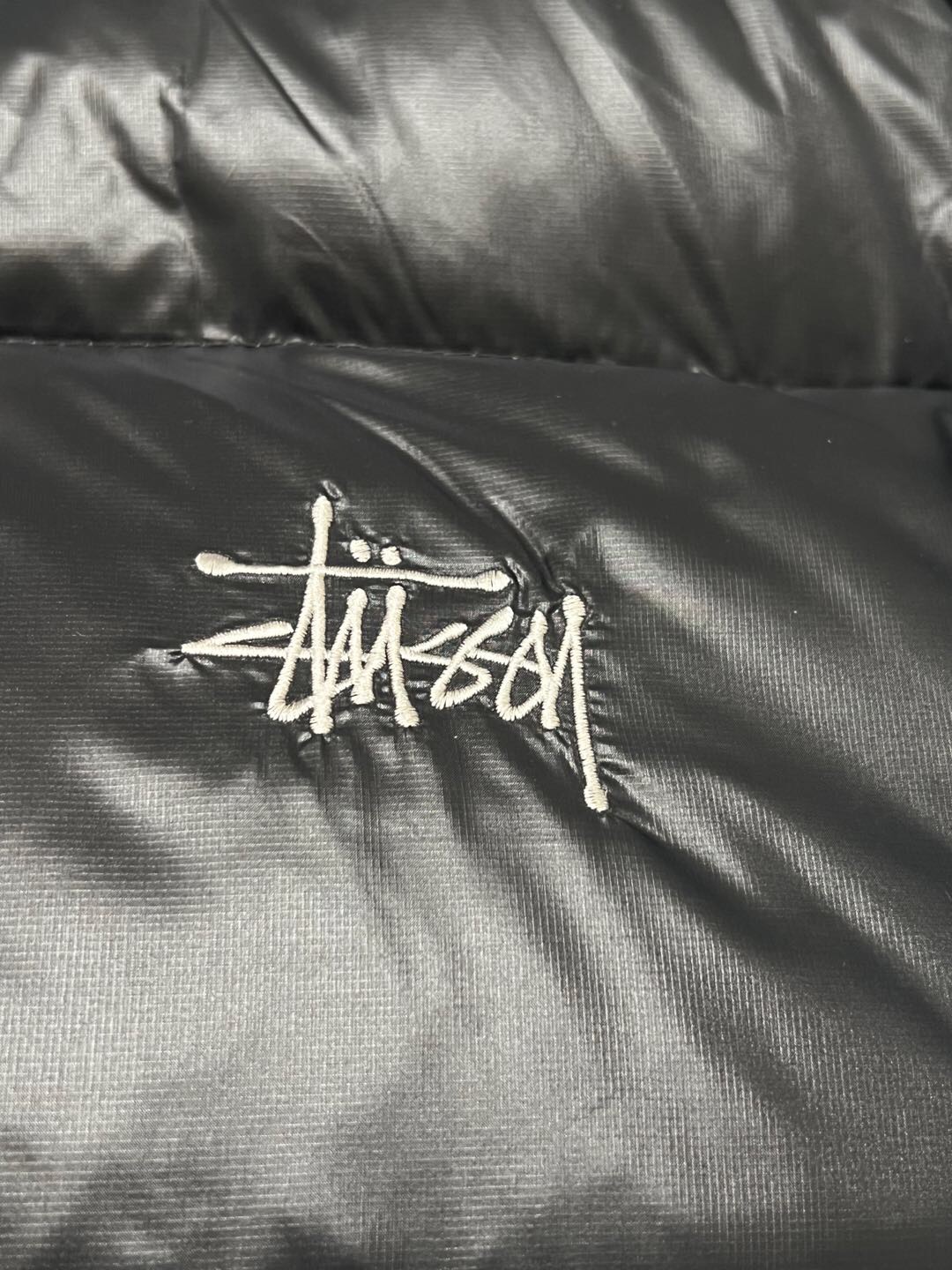 P879  Stussy down jacket · image 16