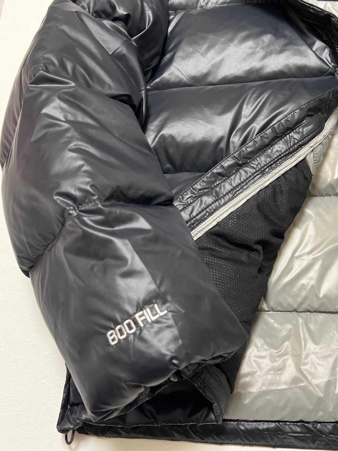 P879  Stussy down jacket · image 7