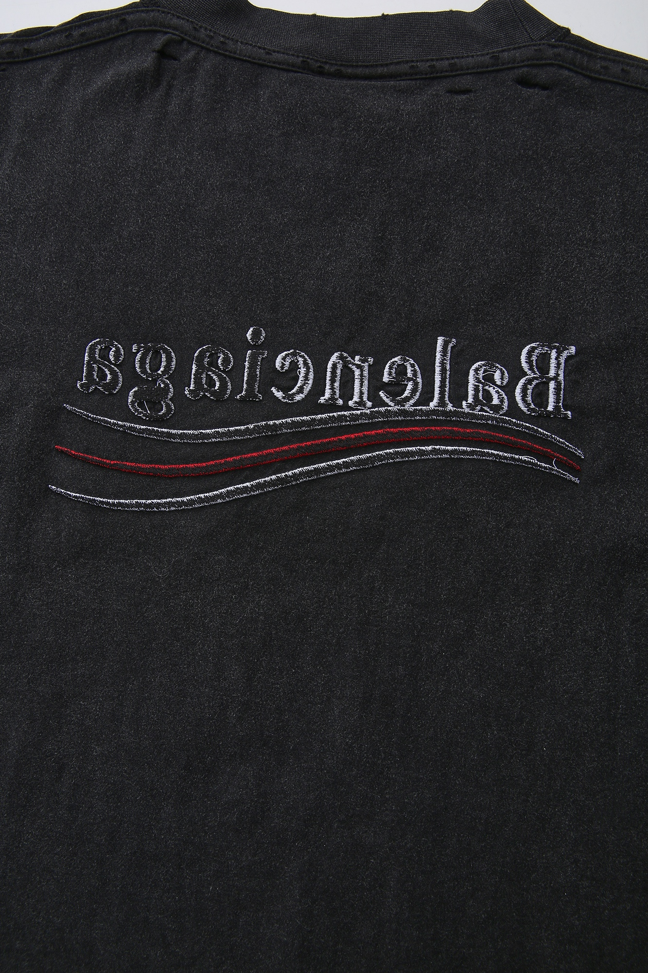 P229 Reverse T-shirt · image 15