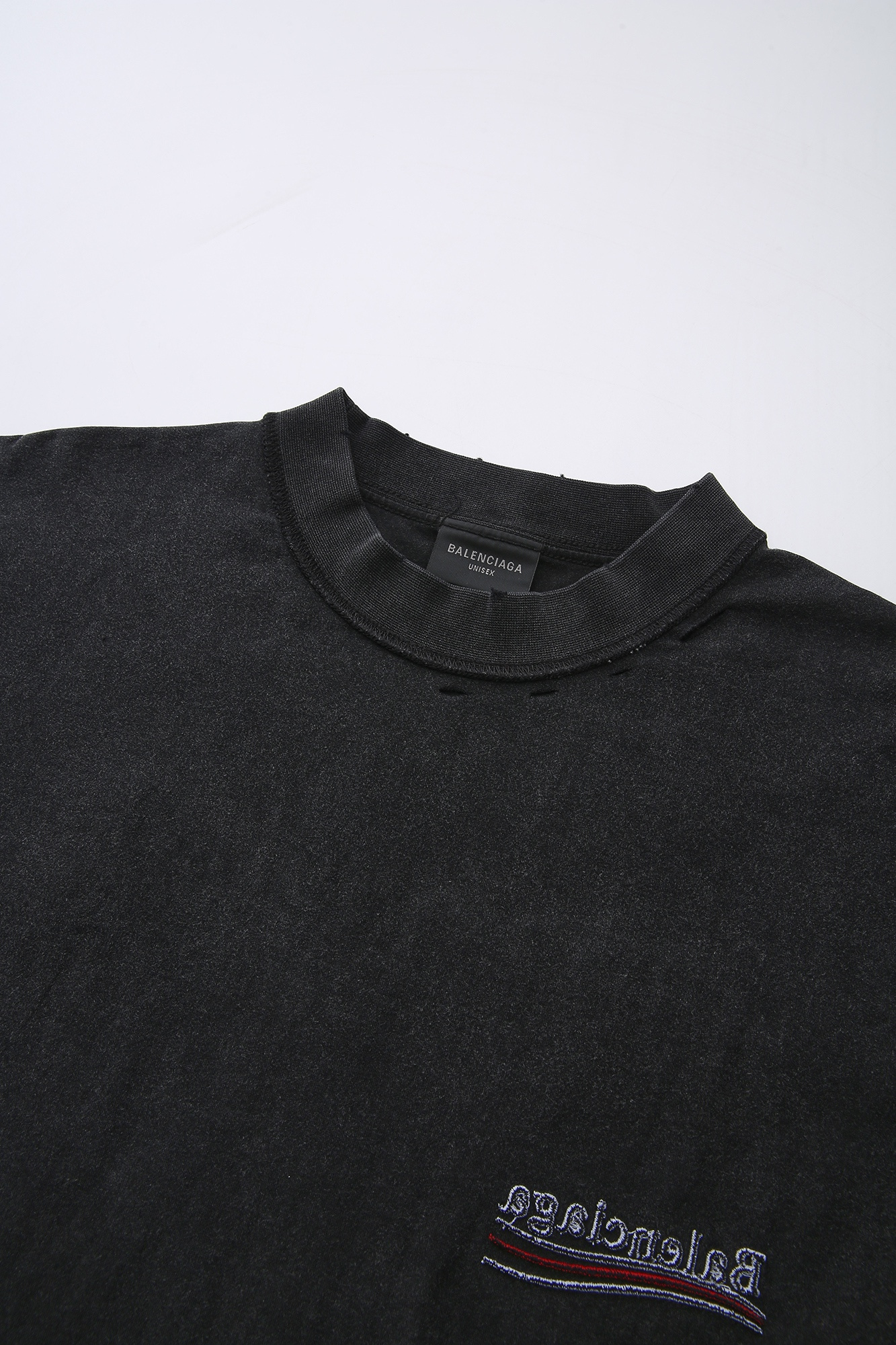 P229 Reverse T-shirt · image 13