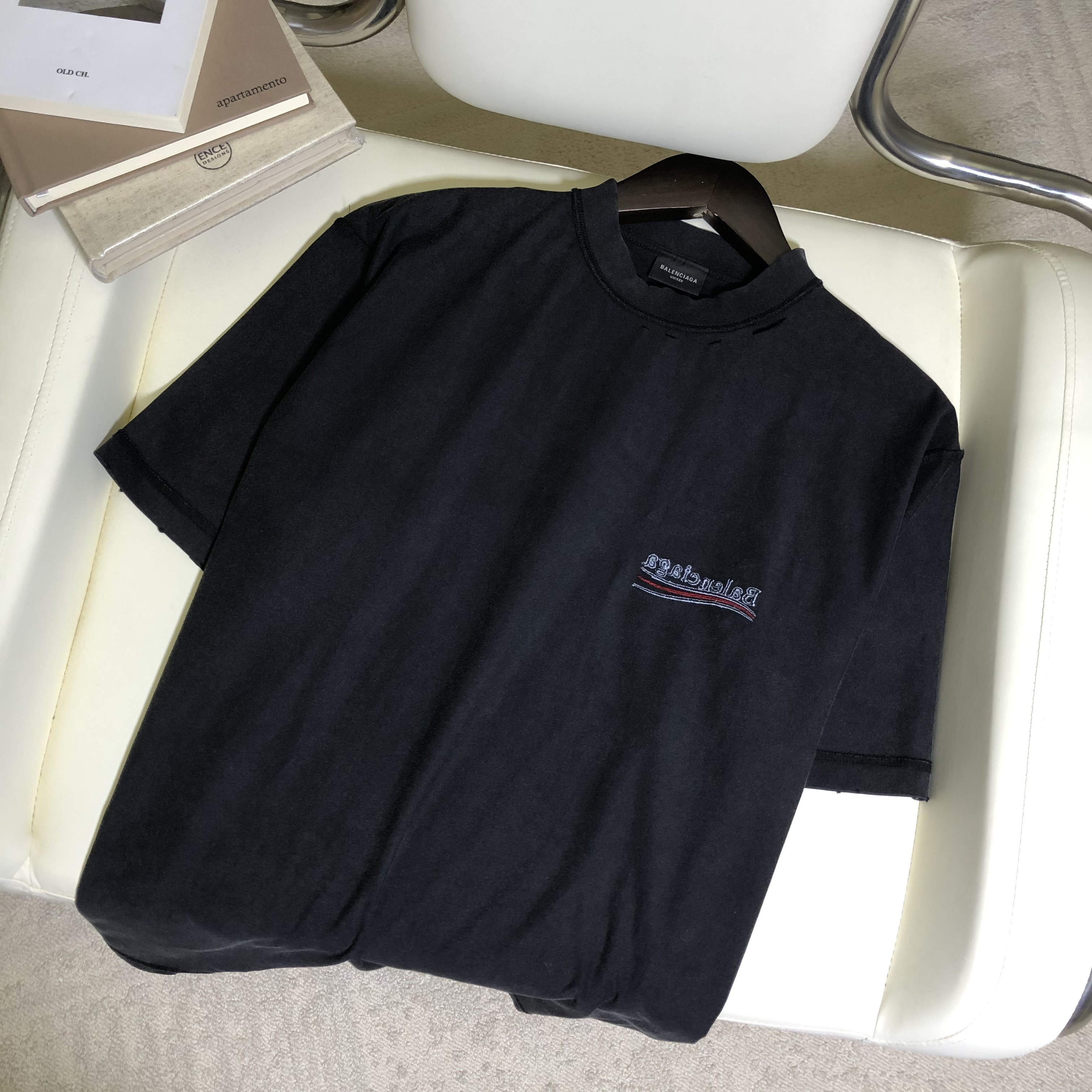 P229 Reverse T-shirt · image 9