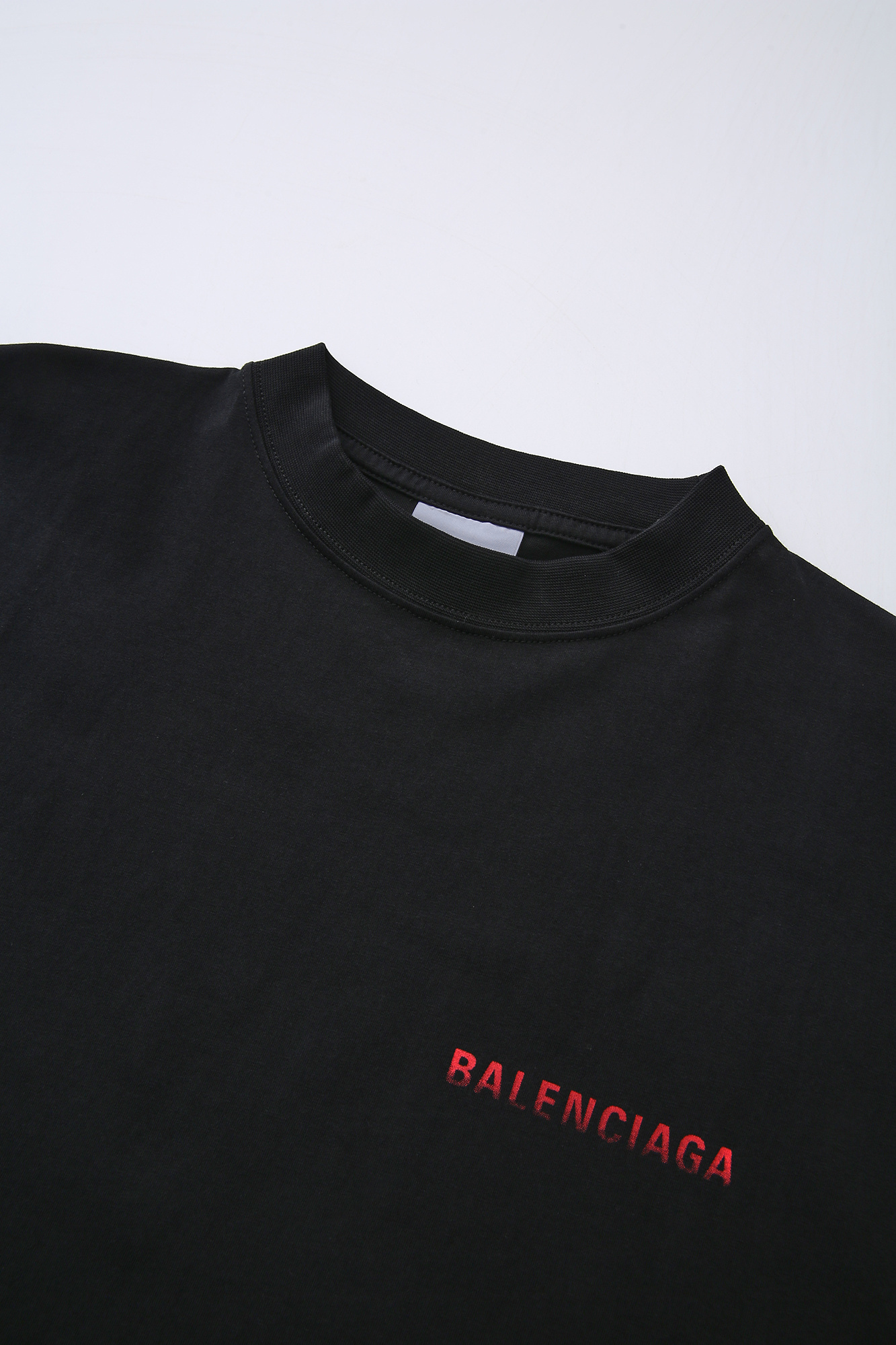 P229 Red letter gradient T-shirt · image 15