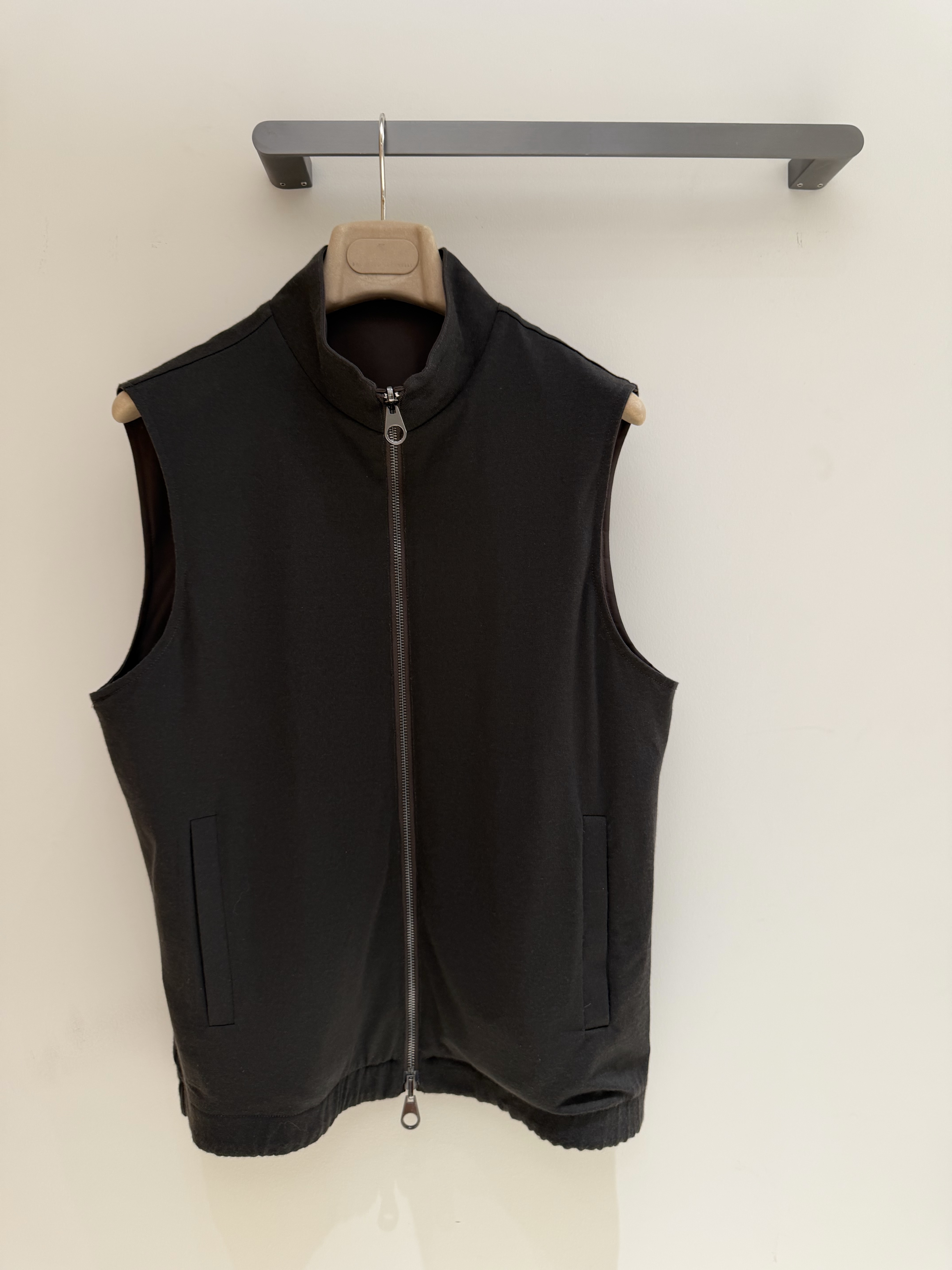 P699 reversible wool vest · image 7