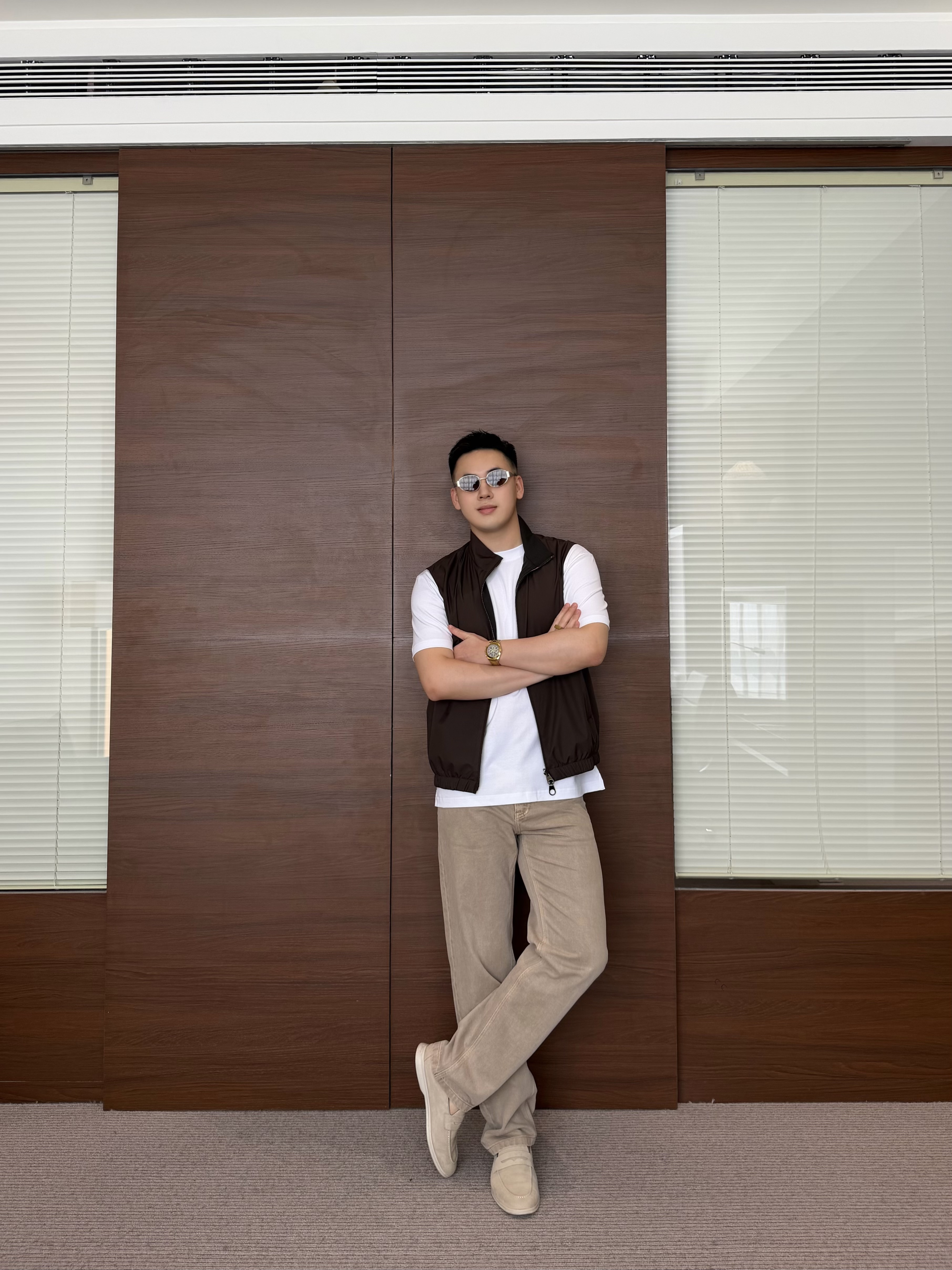 P699 reversible wool vest · image 25